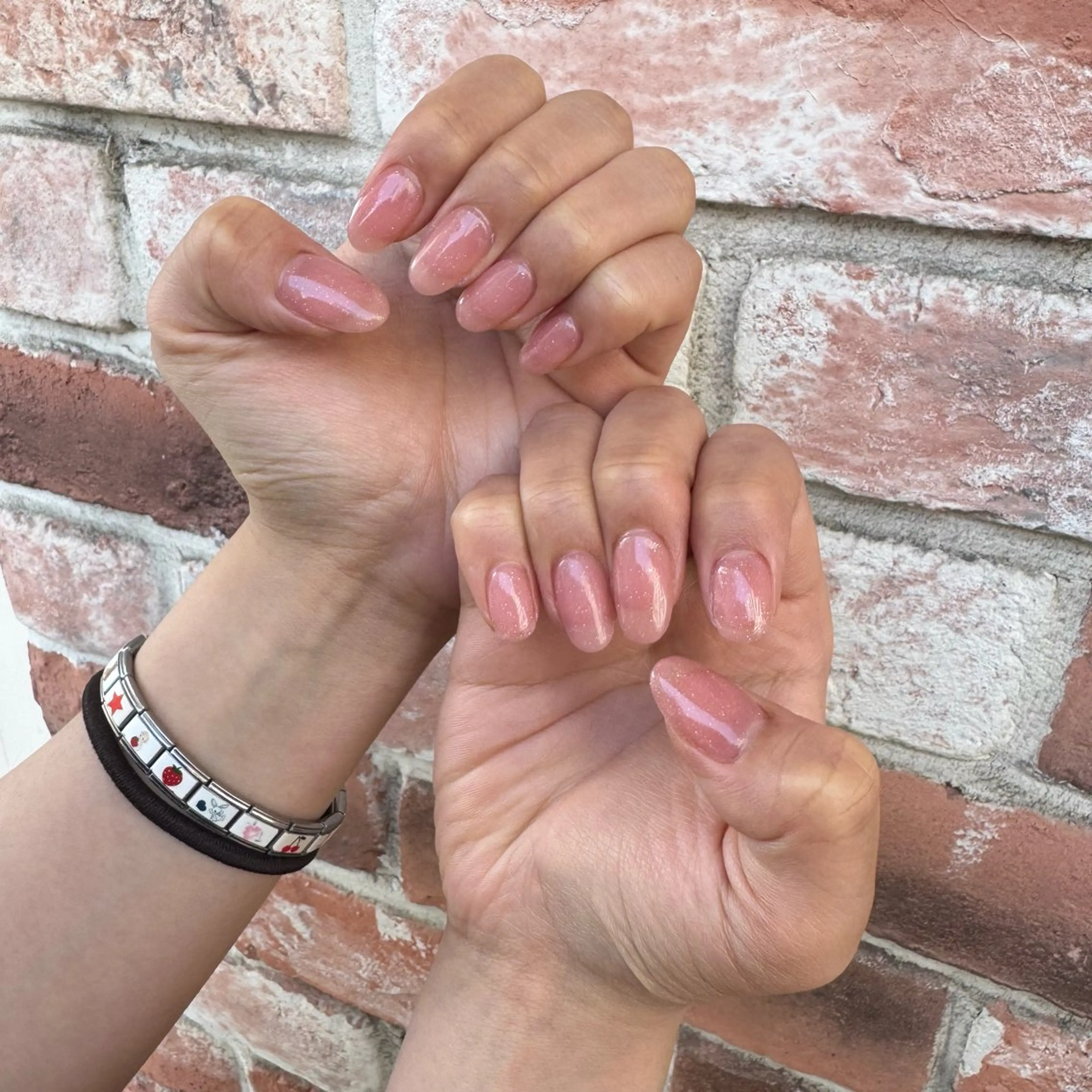 ネイル ラメ(グリッター) ピンク ハンドネイル 小野澤 紗智のネイルデザイン