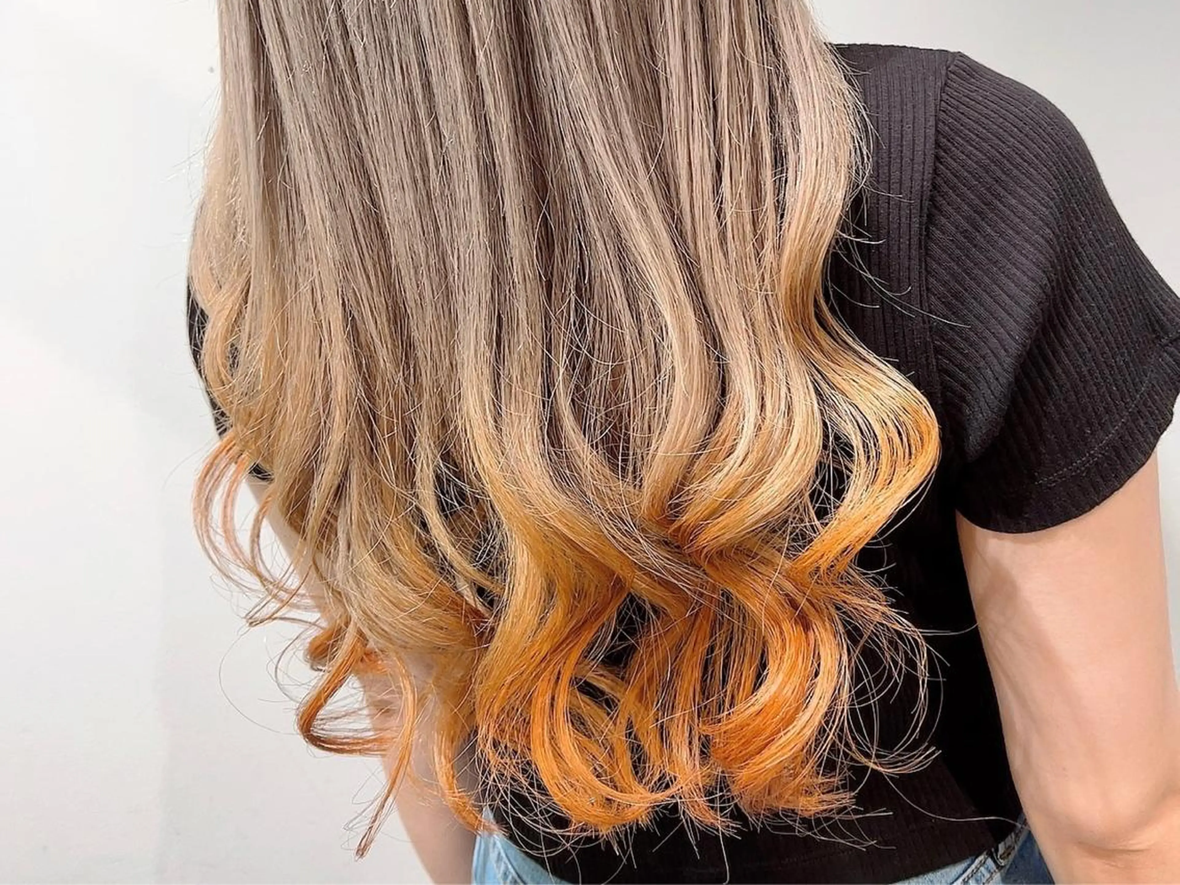 ロング カラー ブリーチ ケアブリーチ ハイトーンカラー ヘアカラー トリートメント 新宿color🐝 AYAKA🌈💖のヘアスタイル
