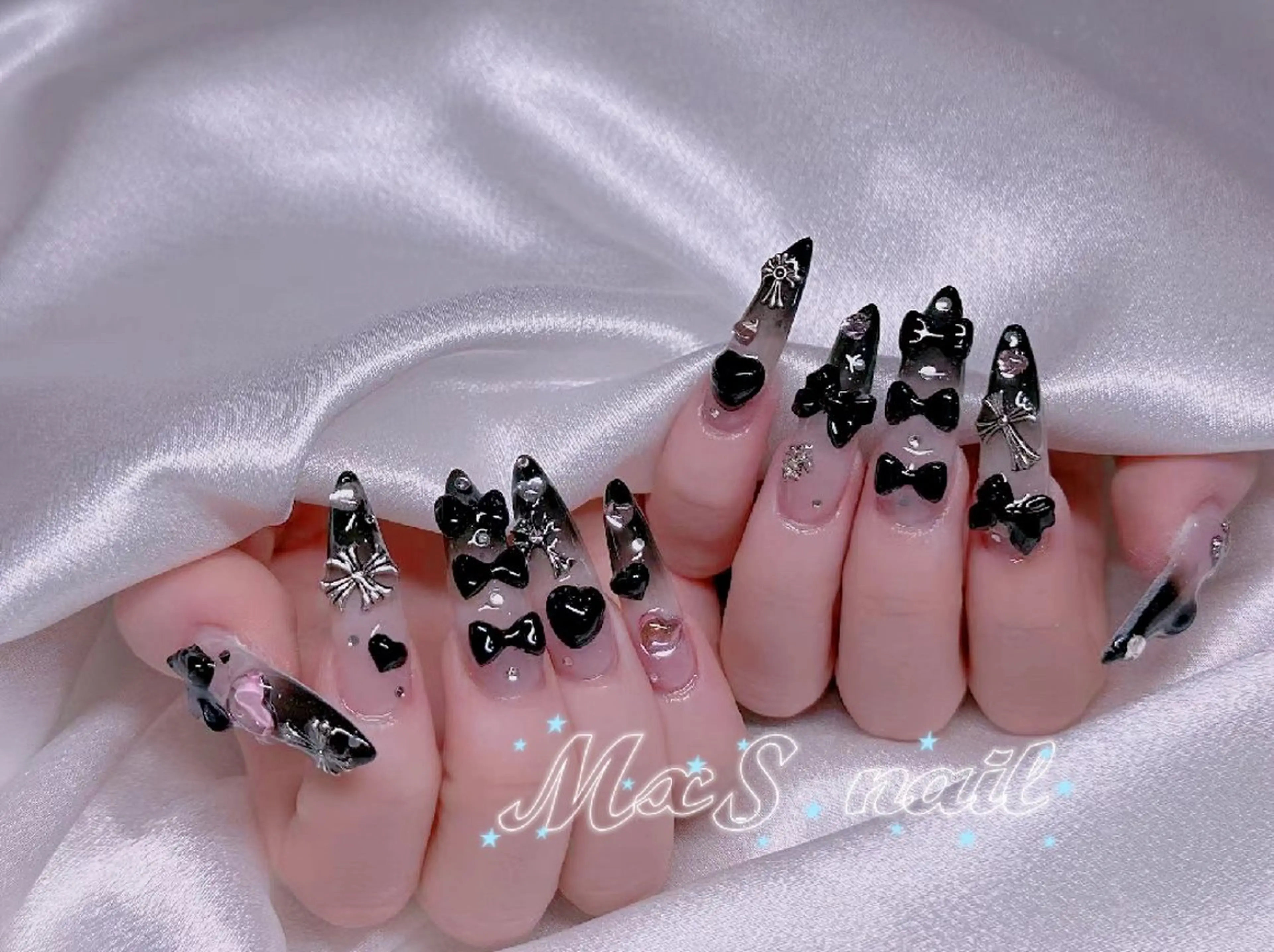 ネイル ハンドネイル MxS Nail(長さだし/フィルイン/マグネット/韓国ネイル/ワンホンネイル/ワンカラー)所属・MxS リィリィのネイルデザイン