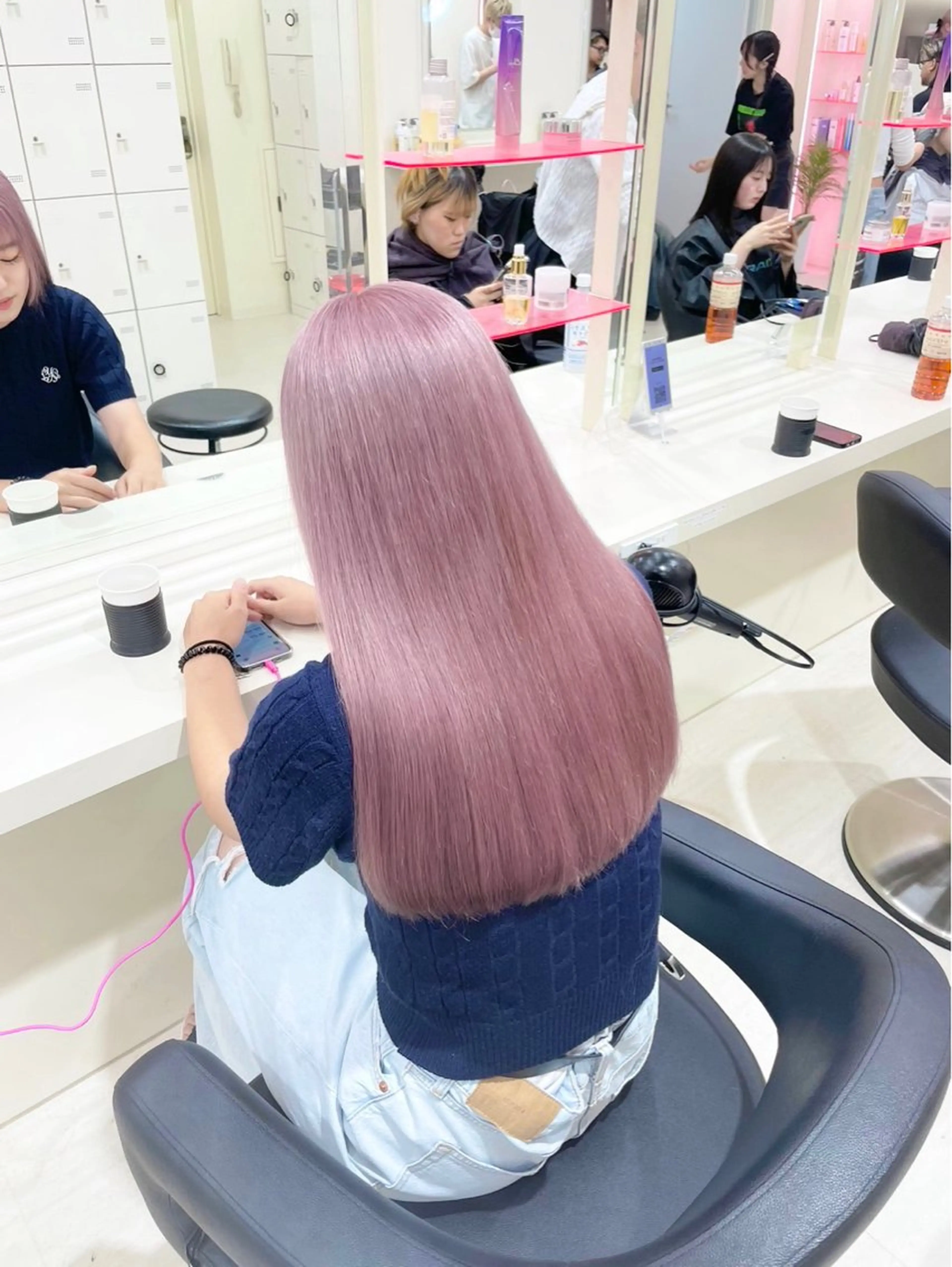 ロング カラー ヘアアレンジ 韓国レイヤー＆ピンク 艶髪🩶maikoのヘアスタイル