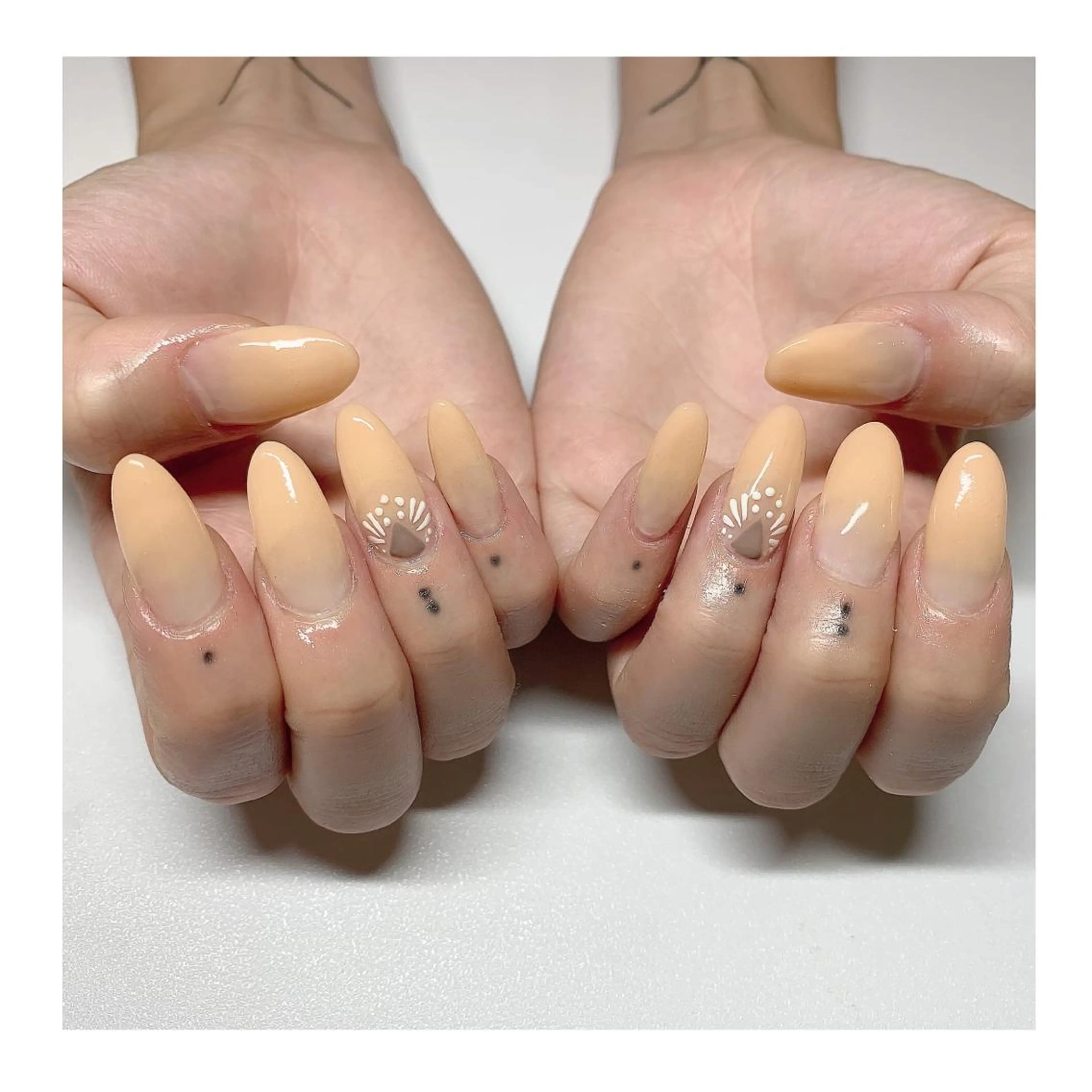 ネイル アートネイル LaLa Peach 福岡のネイルデザイン
