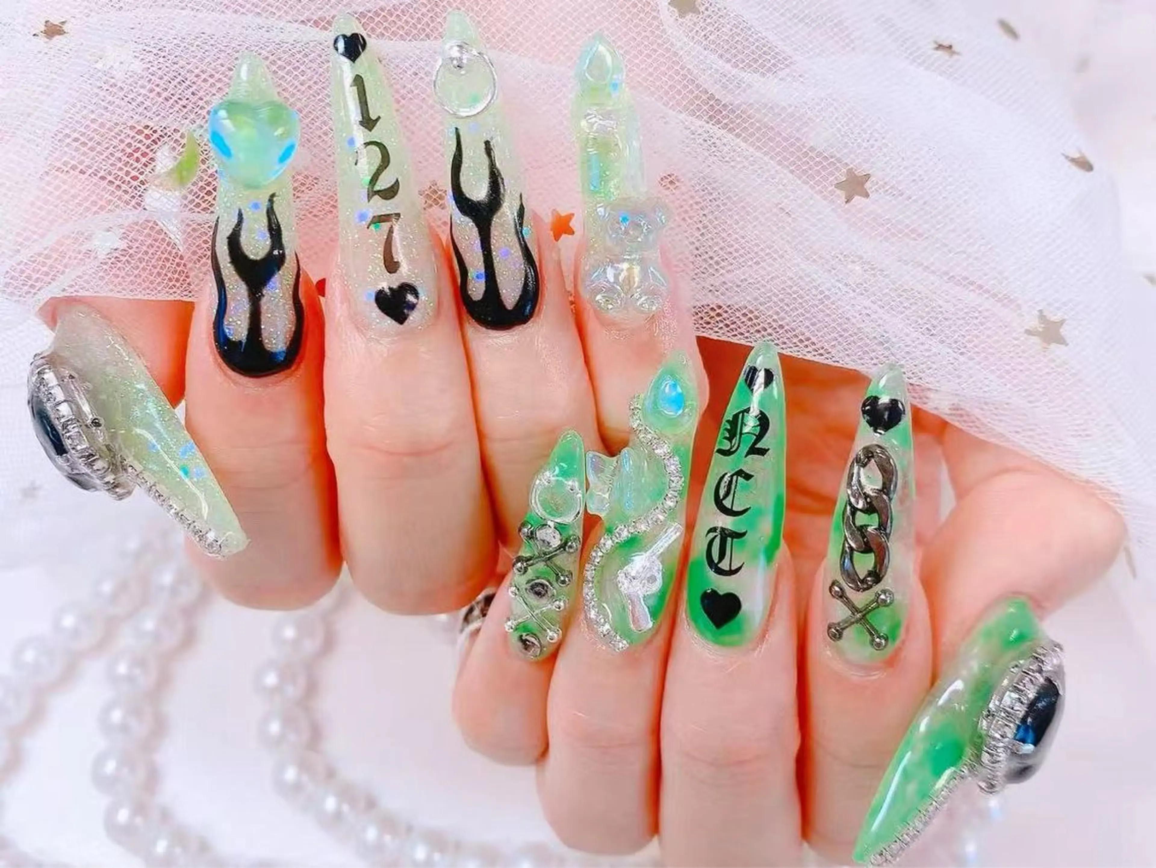 ネイル ハンドネイル MARHCHU NAILのネイルデザイン