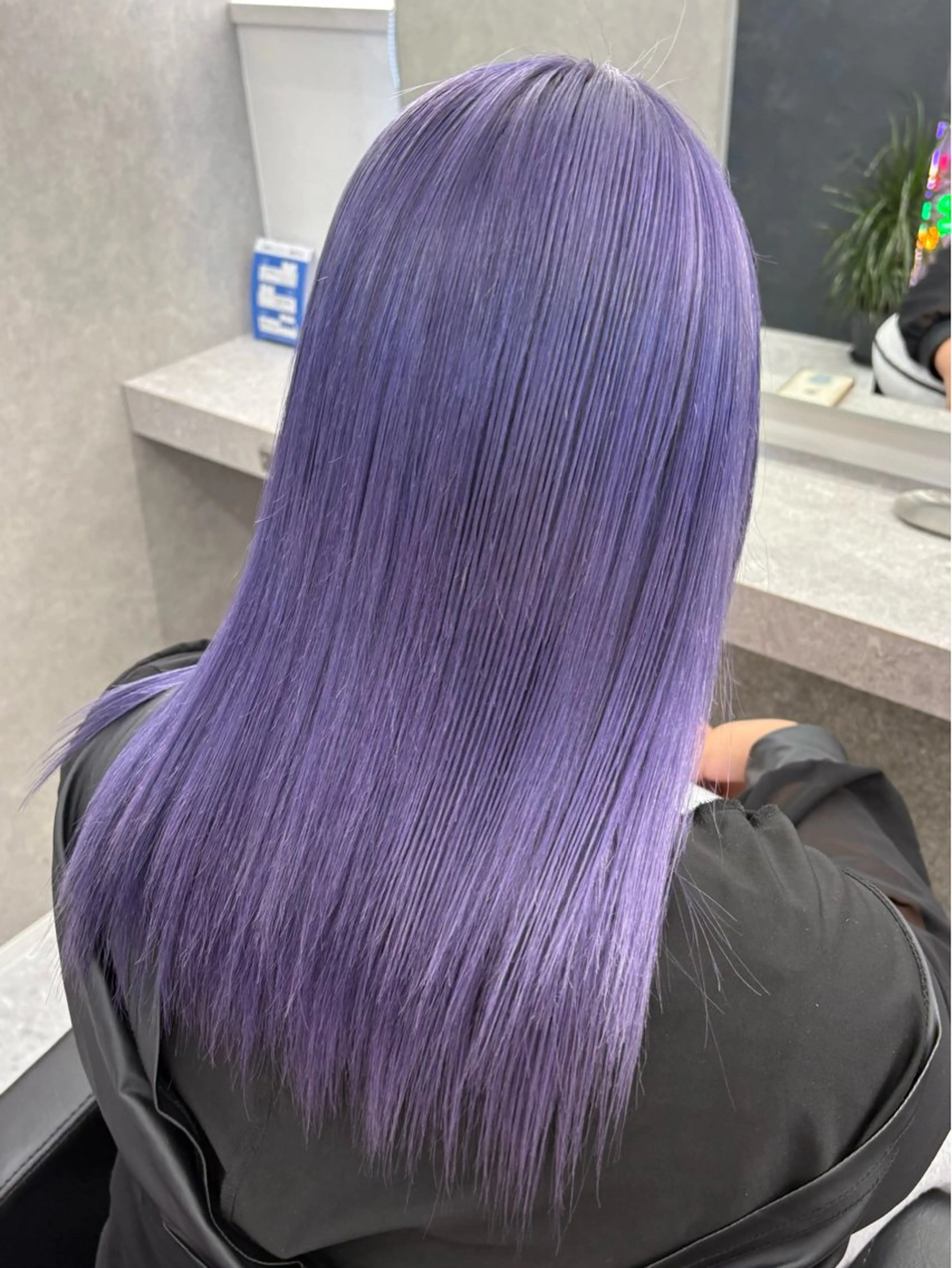 【 レディース限定！】⌇２ブリーチ＋﻿カラー🎨⌇(ケア剤付き🙆‍♀️)の写真