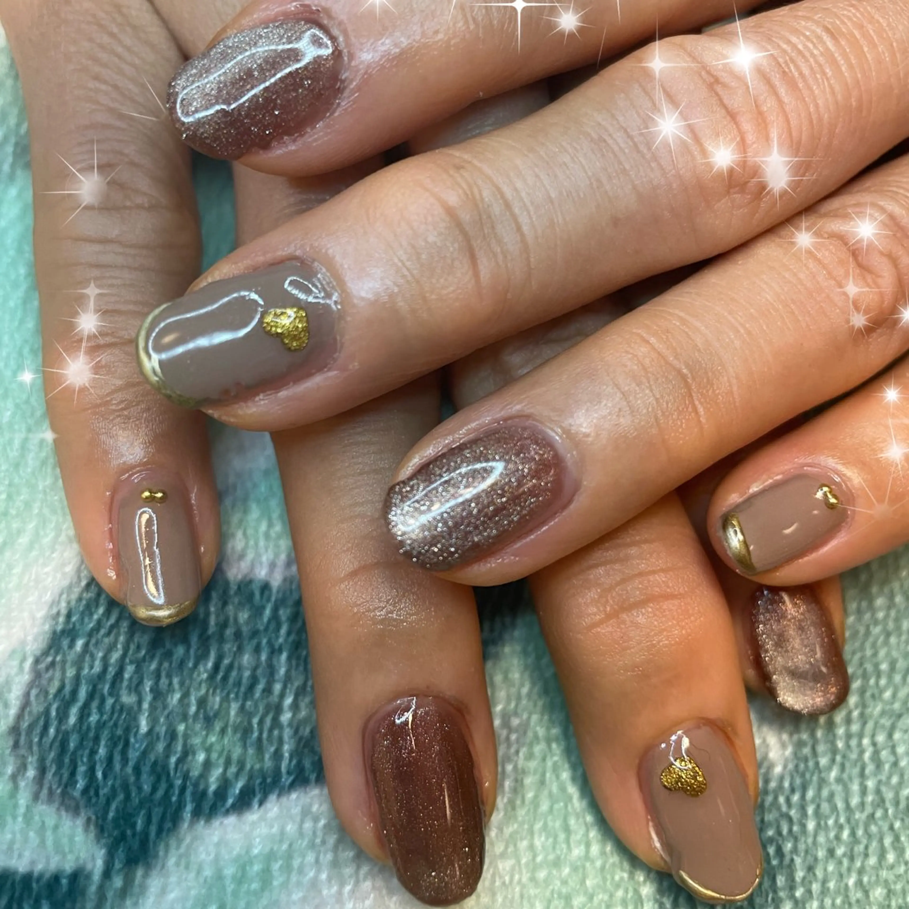 ネイル ブラウン ハート マグネットネイル バレンタイン NAIL★M 真紀のネイルデザイン