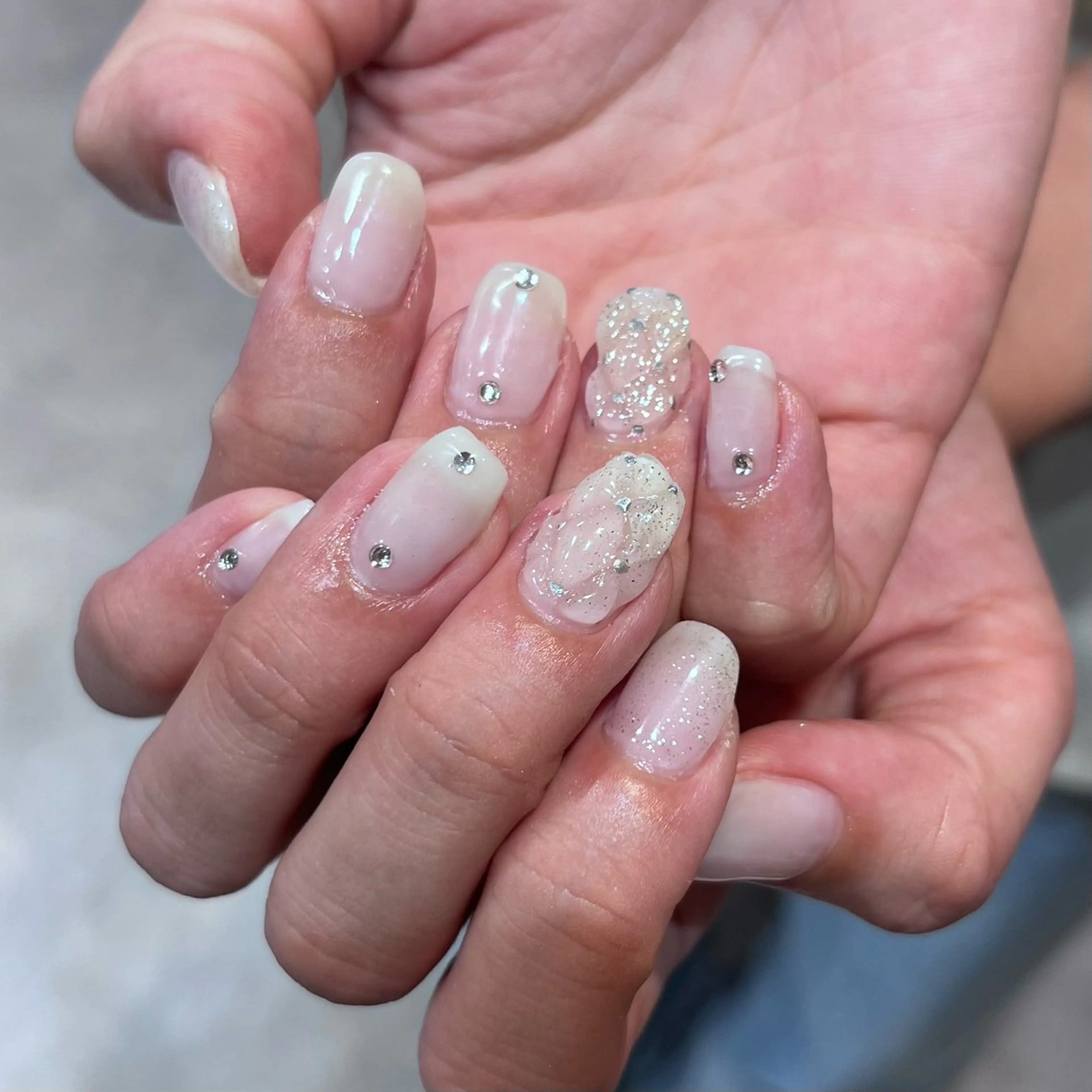 ネイル ハンドネイル 🩶レイナ🩶 color/nailのヘアスタイル