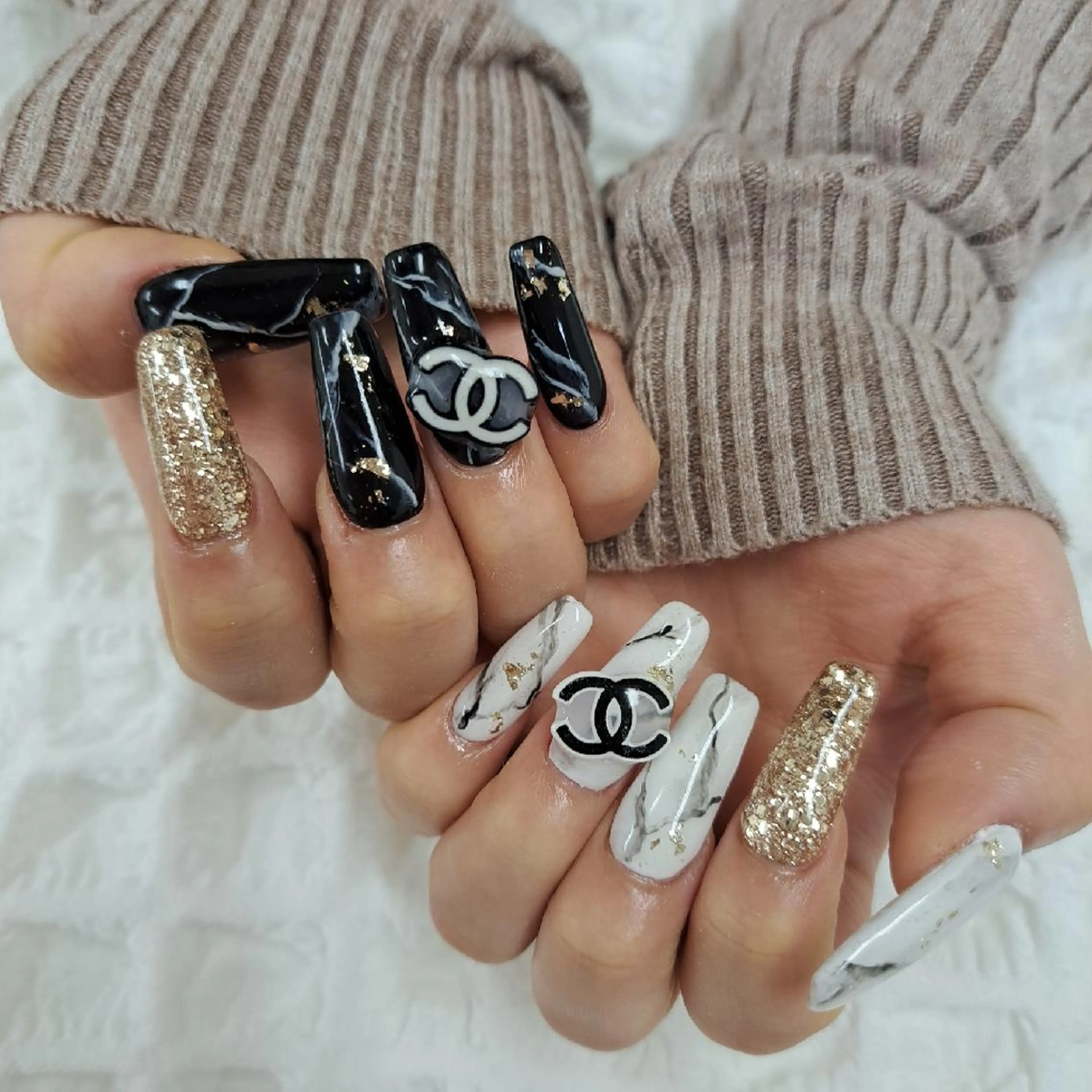 ネイル アートネイル ジェルネイル 持ち込み ニュアンスネイル パラジェル 河野ちえ (雑誌掲載サロン)のネイルデザイン