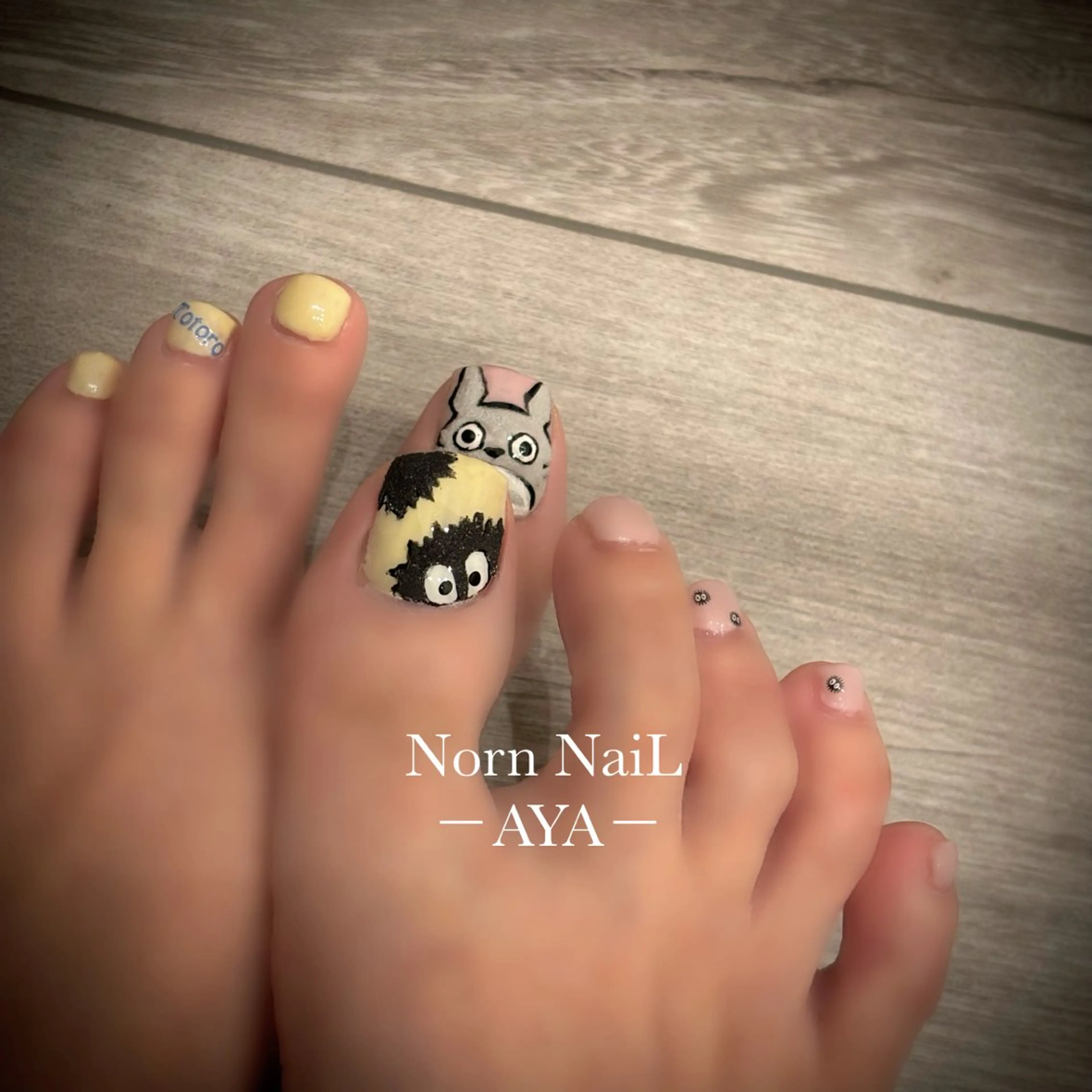 ネイル フットネイル U Ayaのネイルデザイン