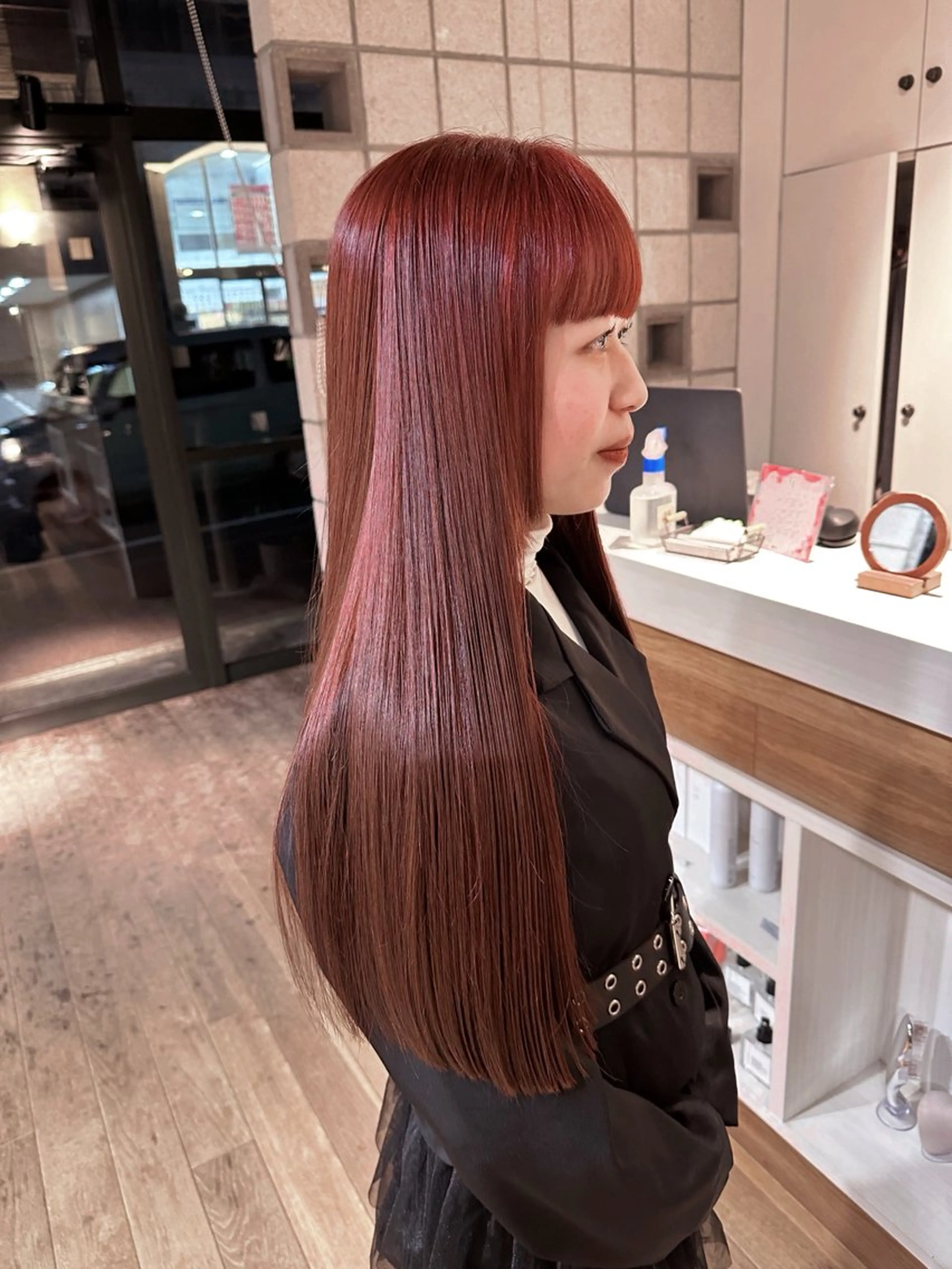 ロング カラー カット ヘアカラー トリートメント 塩澤 榛奈のヘアスタイル