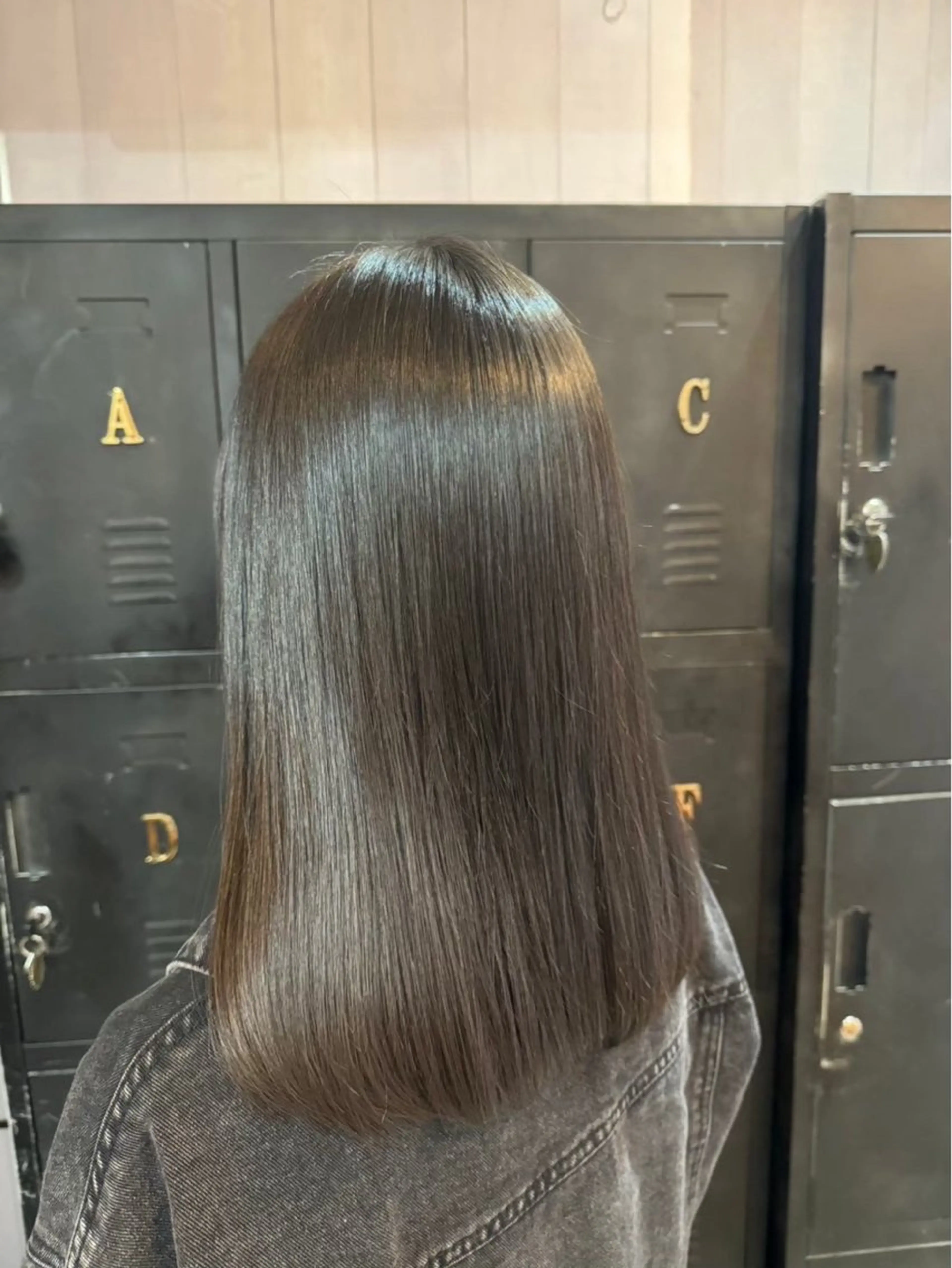 ロング 縮毛矯正 八木 輝のヘアスタイル