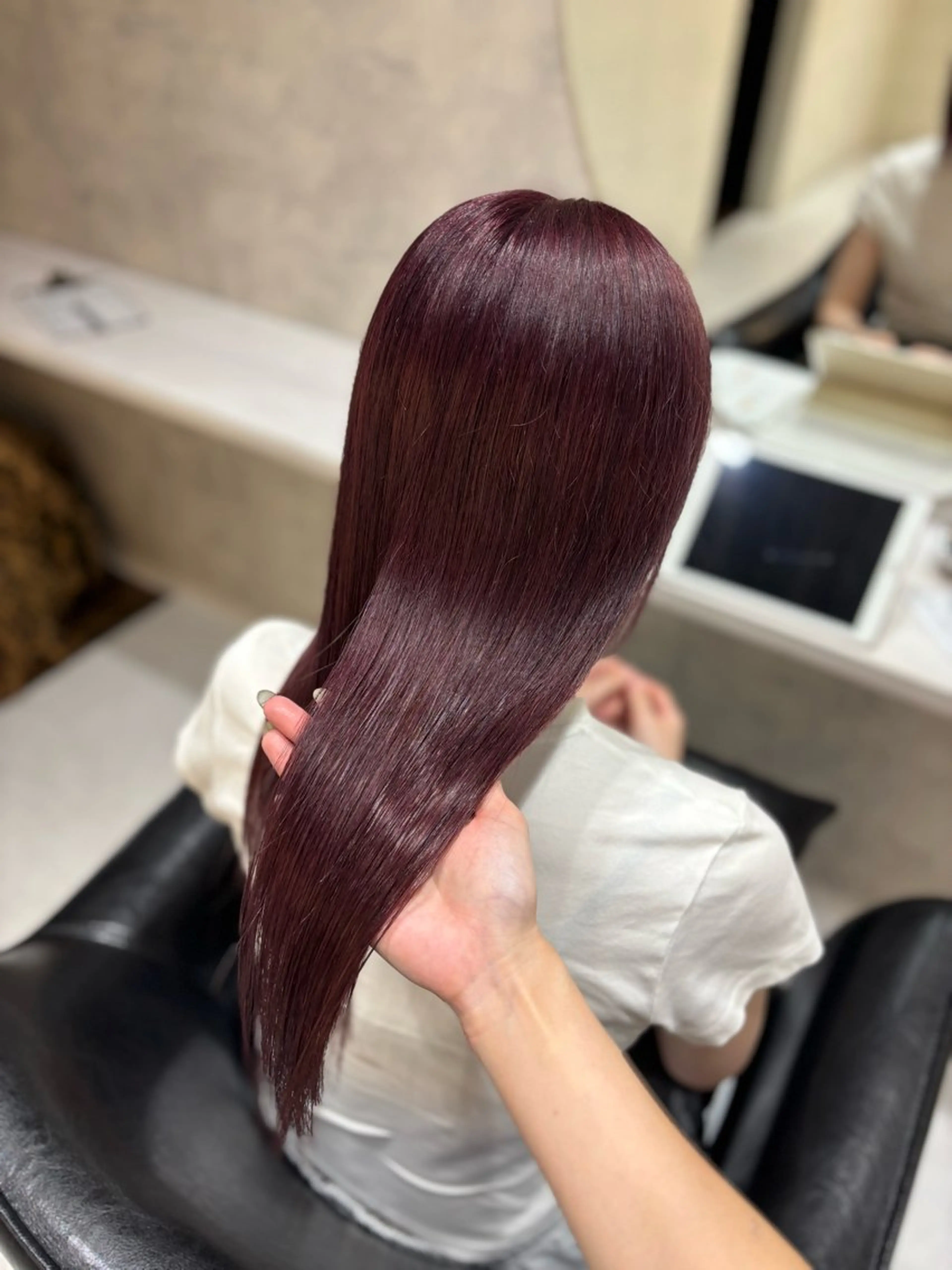 ロング ヘアカラー トリートメント hair salon紬所属・藤井 乃愛のヘアスタイル