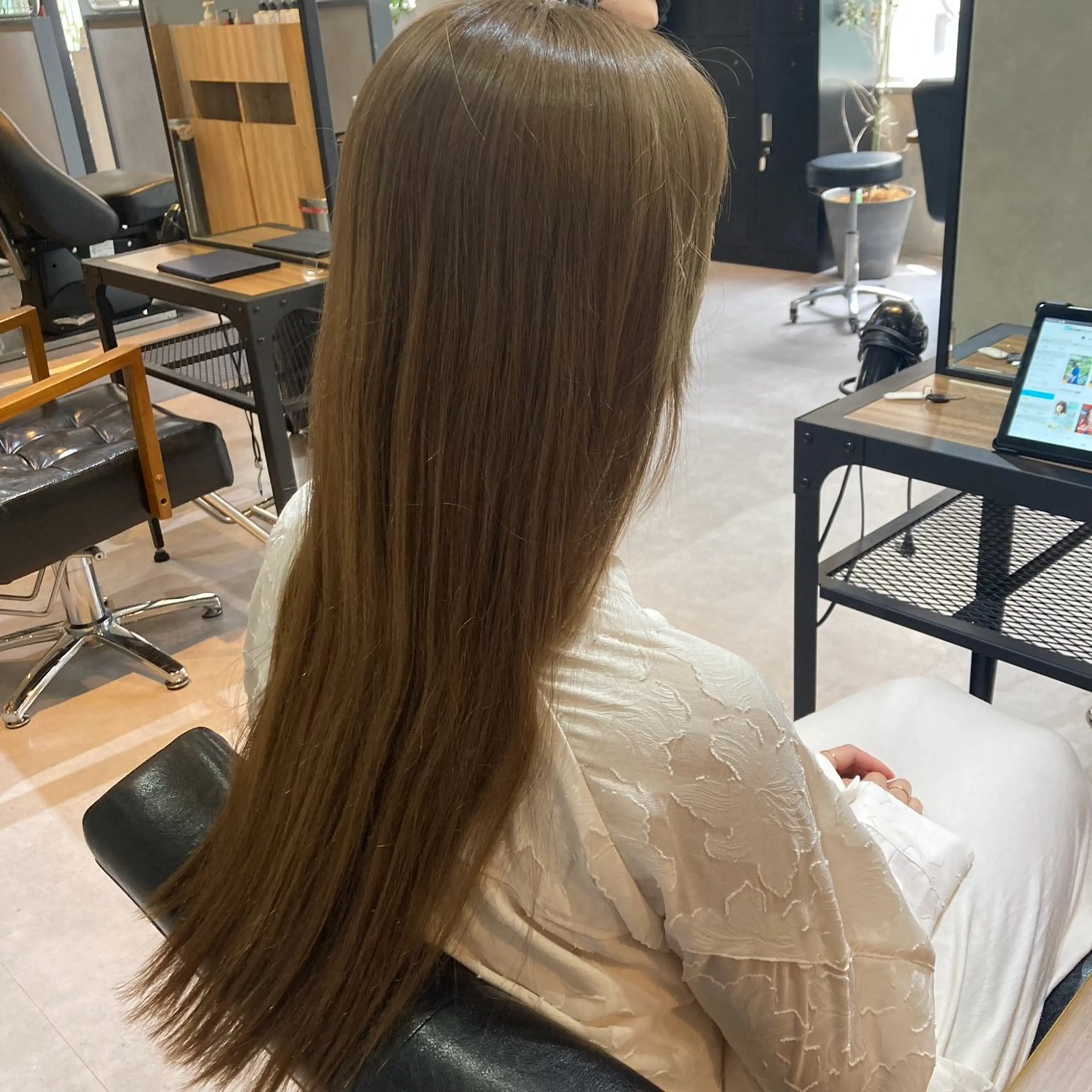 カラー ヘアカラー insence glue所属・ショートが得意 /小林眞澄のヘアスタイル