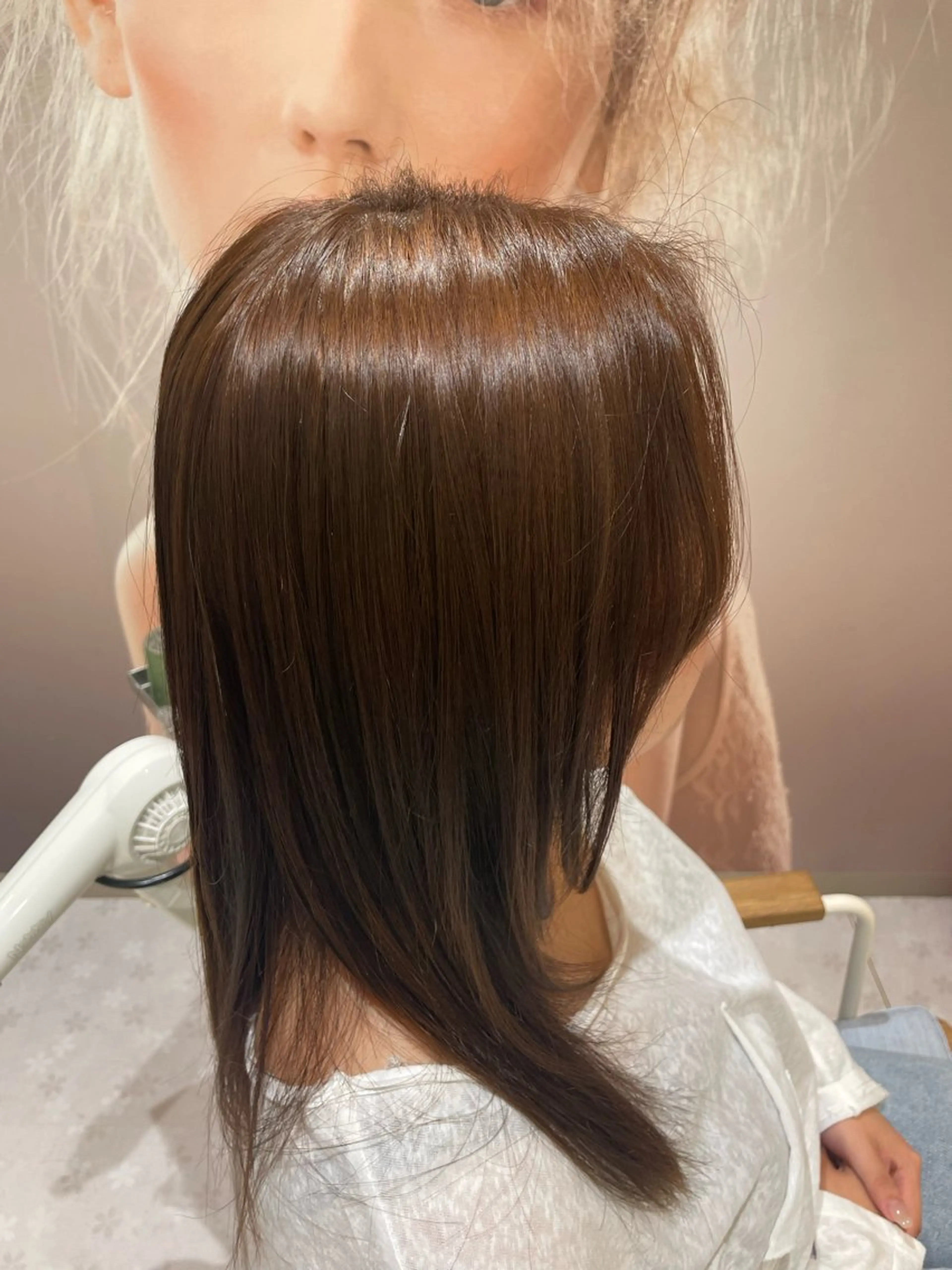 ロング カラー ブラウンカラー チョコレートブラウン イルミナカラー カット ヘアカラー 佐藤 綾郁のヘアスタイル