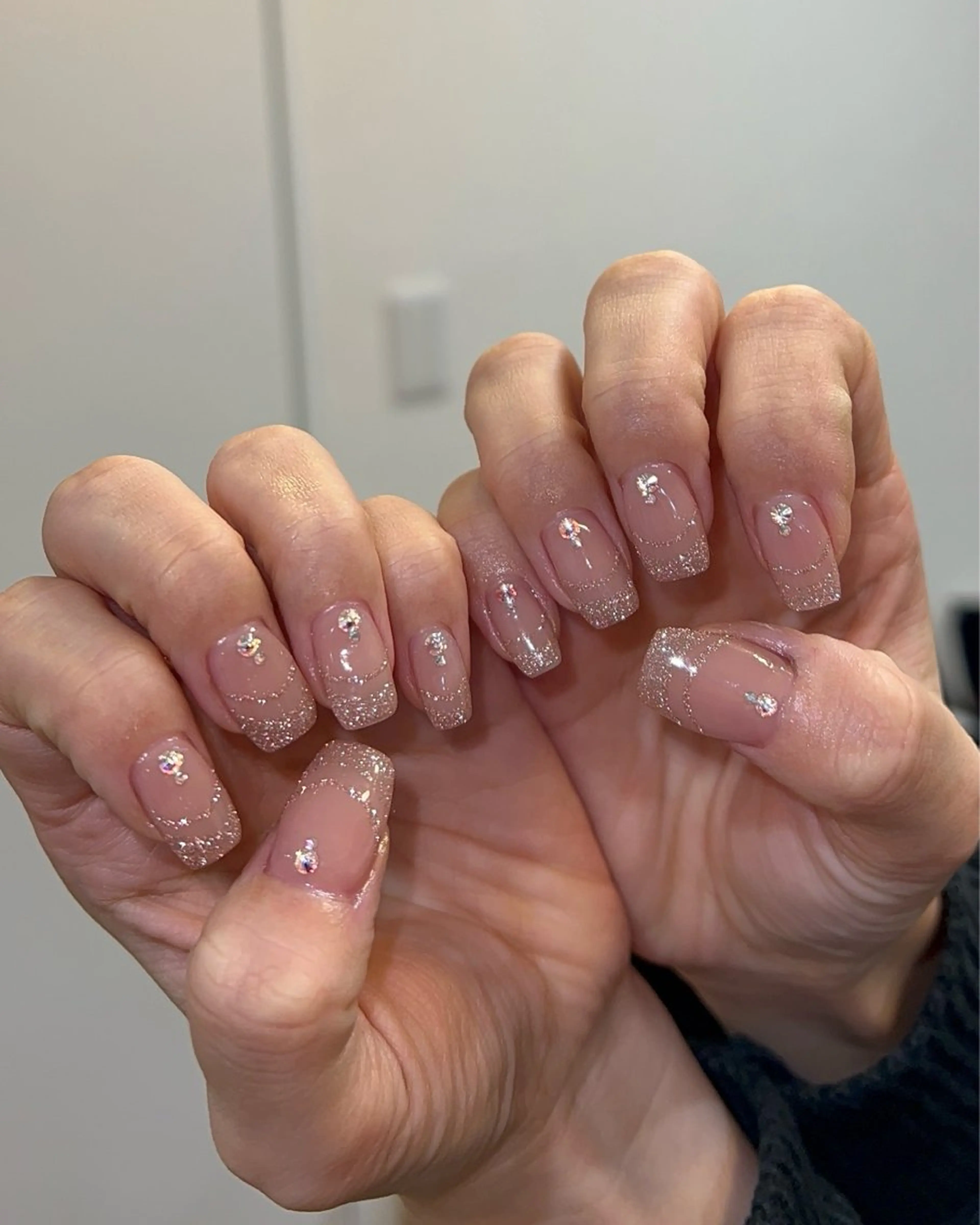 ネイル ハンドネイル フットネイル ハンドケア Nes.Nail所属・Miyagi Asamiのネイルデザイン