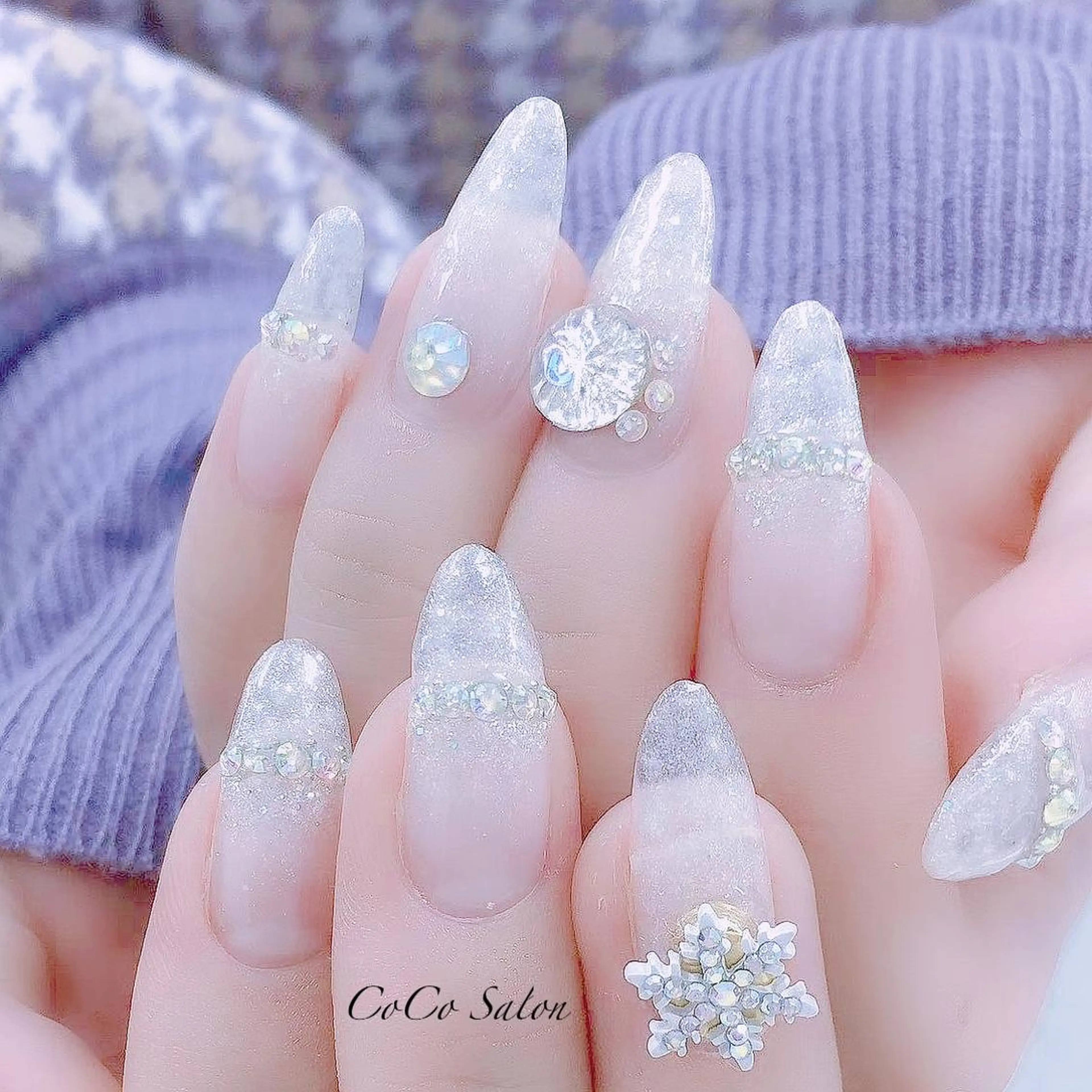 ネイル クリアネイル 成人式 長さ出し ジェルネイル ホログラムネイル ハンドネイル CoCoSalon ネイル/まつ毛予約のネイルデザイン
