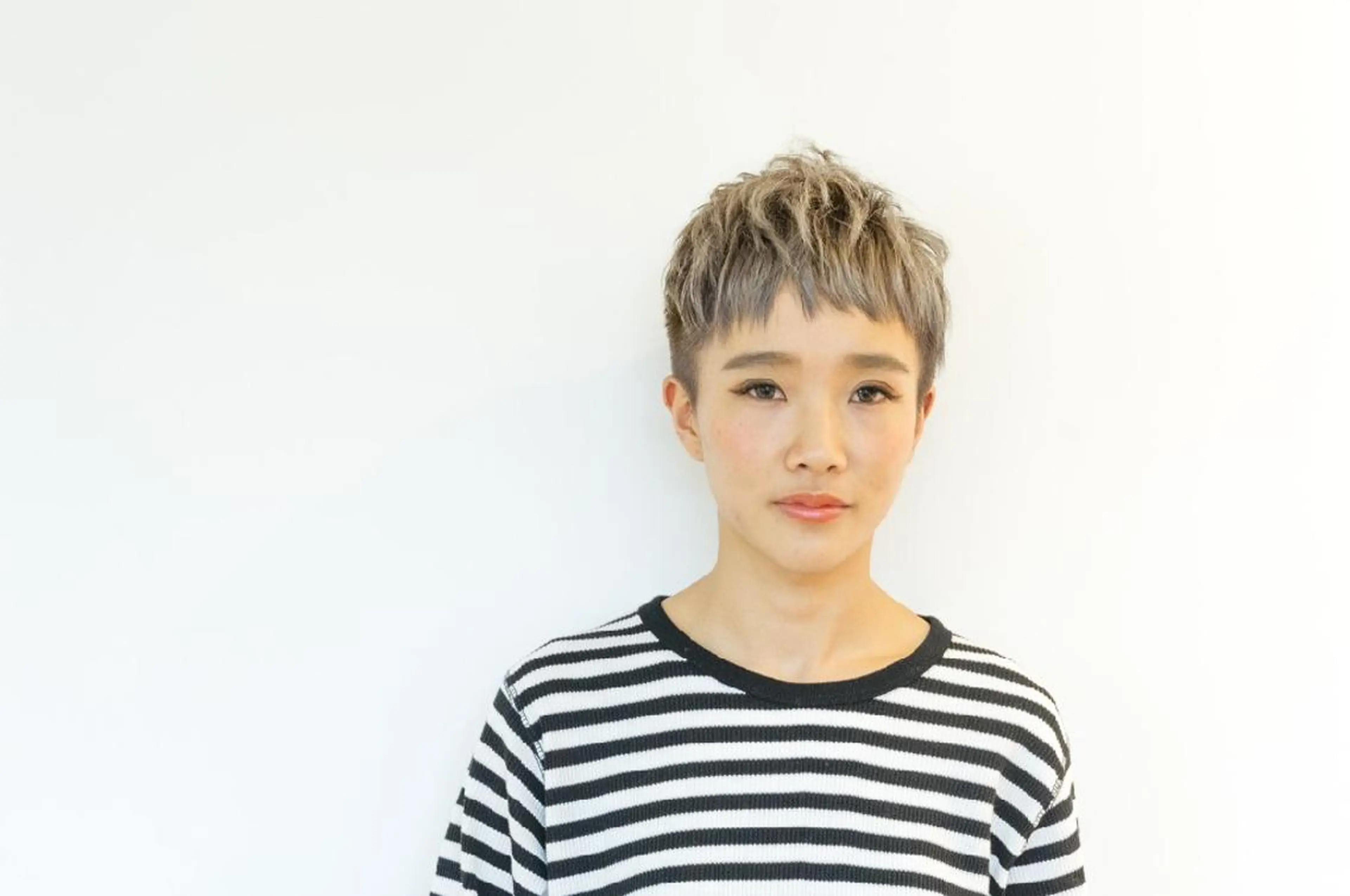 ショート カラー アッシュ ヘアカラー トリートメント 原田 祥彰のヘアスタイル