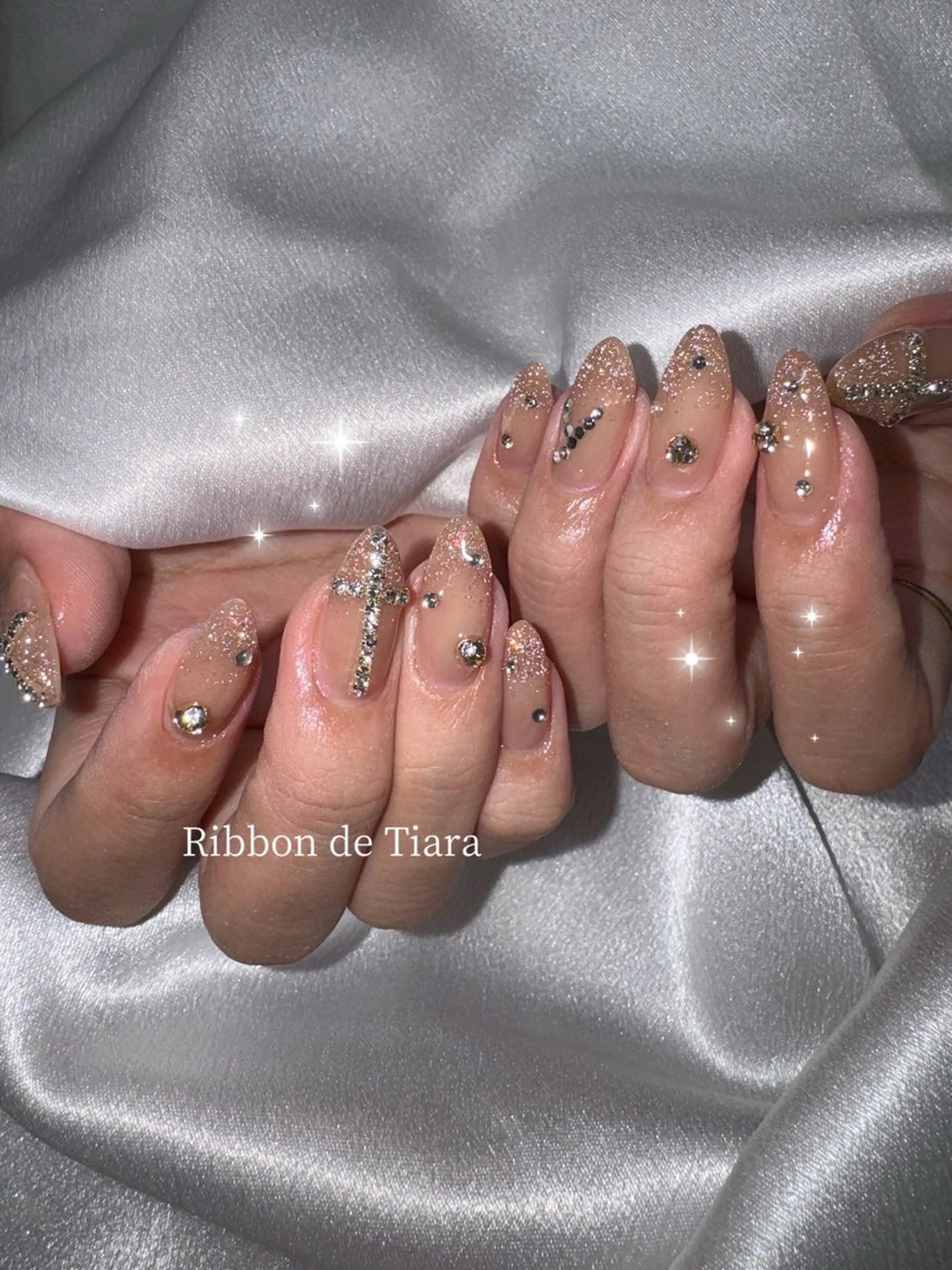 ネイル ハンドネイル オーナーネイリスト MAKIのネイルデザイン