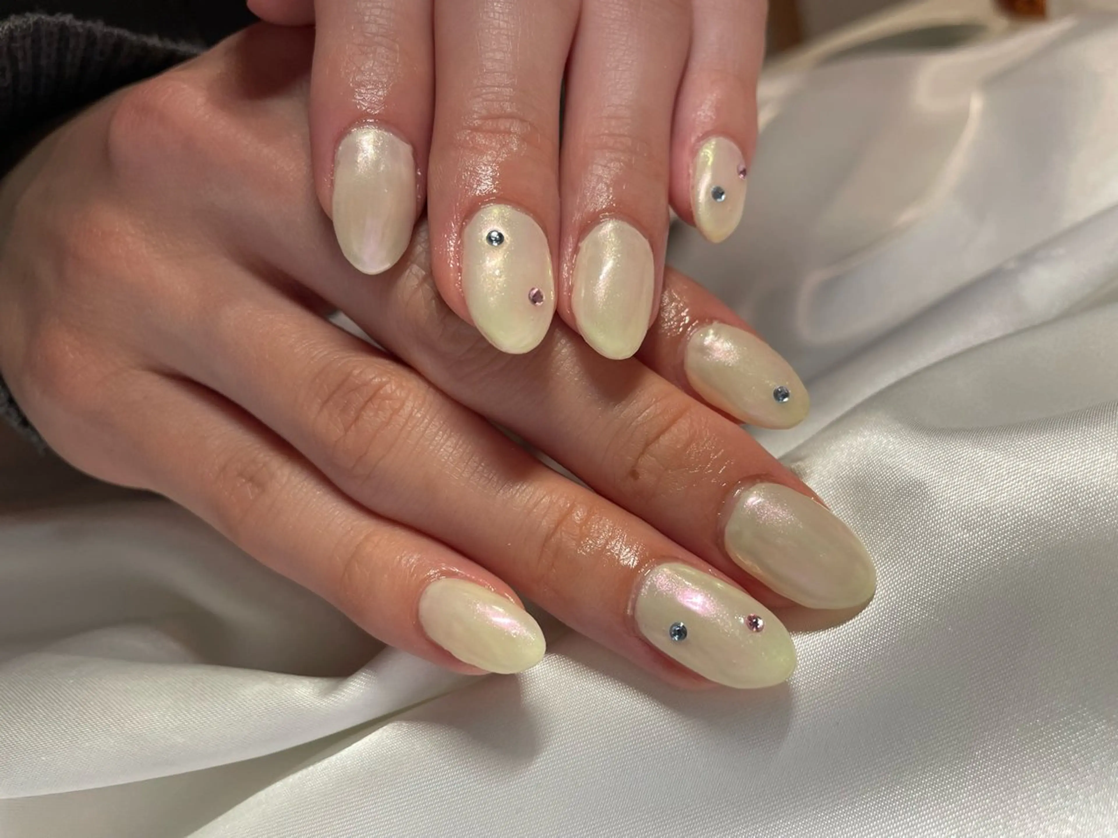 ネイル 黄色 ハンドネイル ROPE nail ロペネイルのネイルデザイン