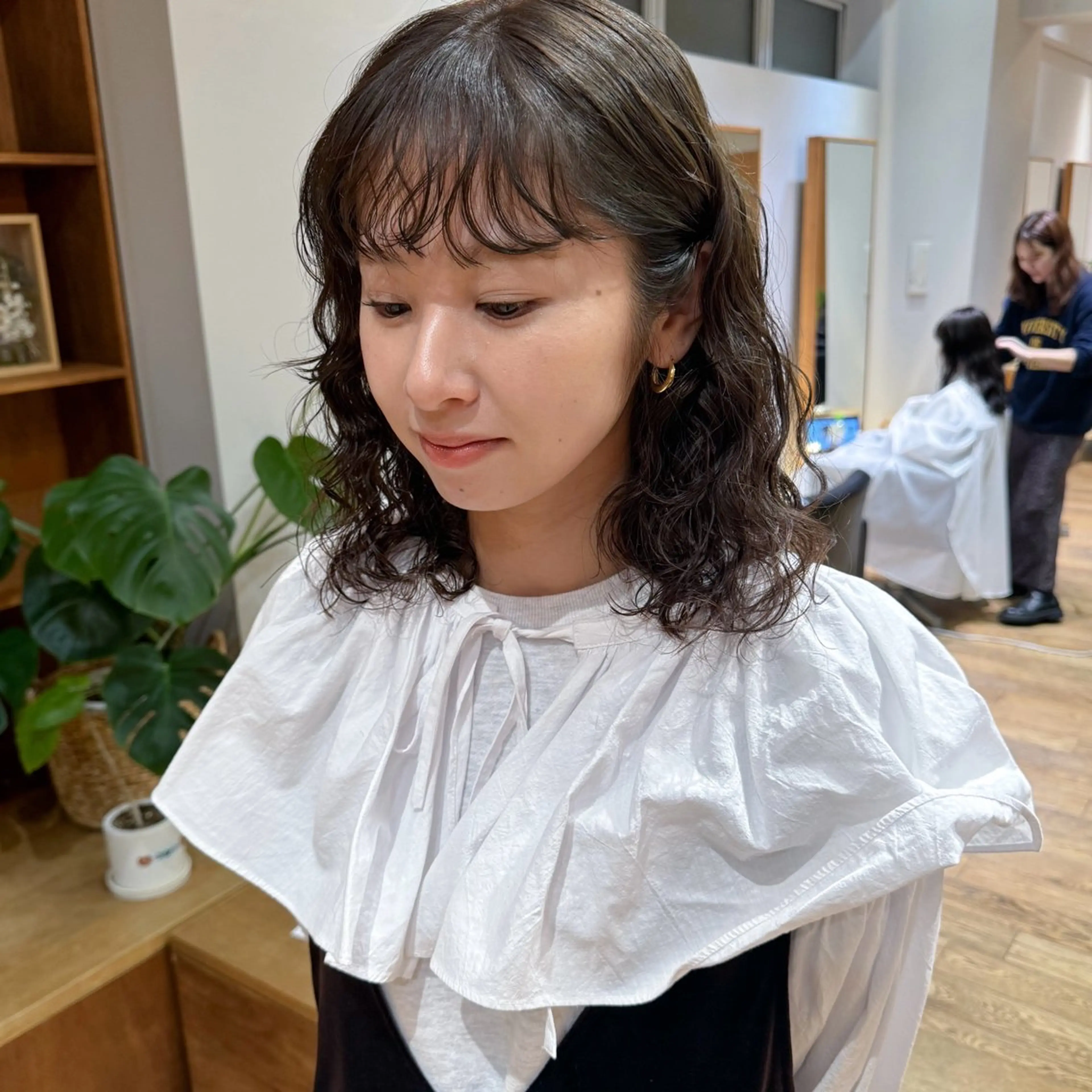 ミディアム パーマ ミディアムパーマ カット パーマ 大橋 芽衣のヘアスタイル