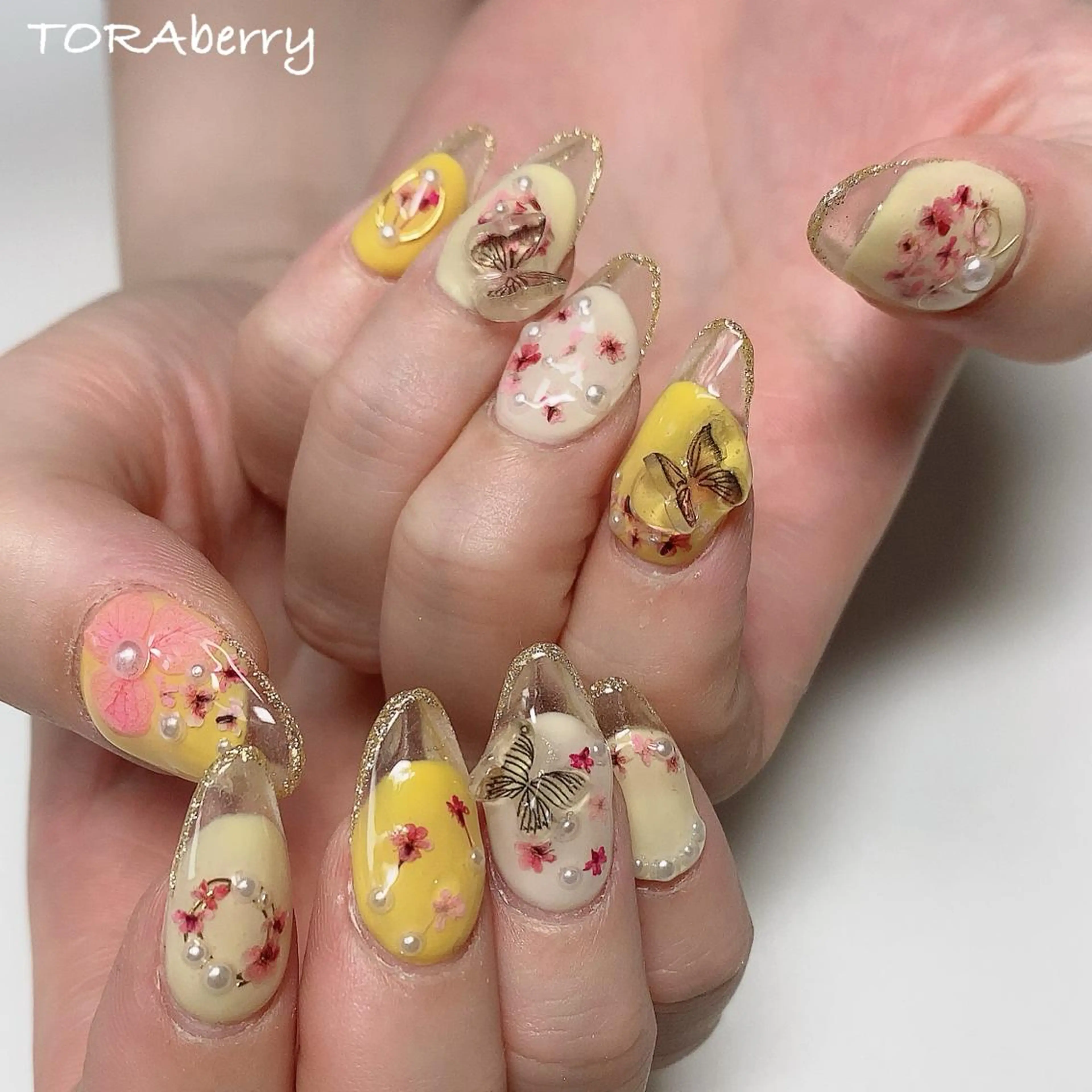 ネイル ハンドネイル ネイリスト なつみのネイルデザイン