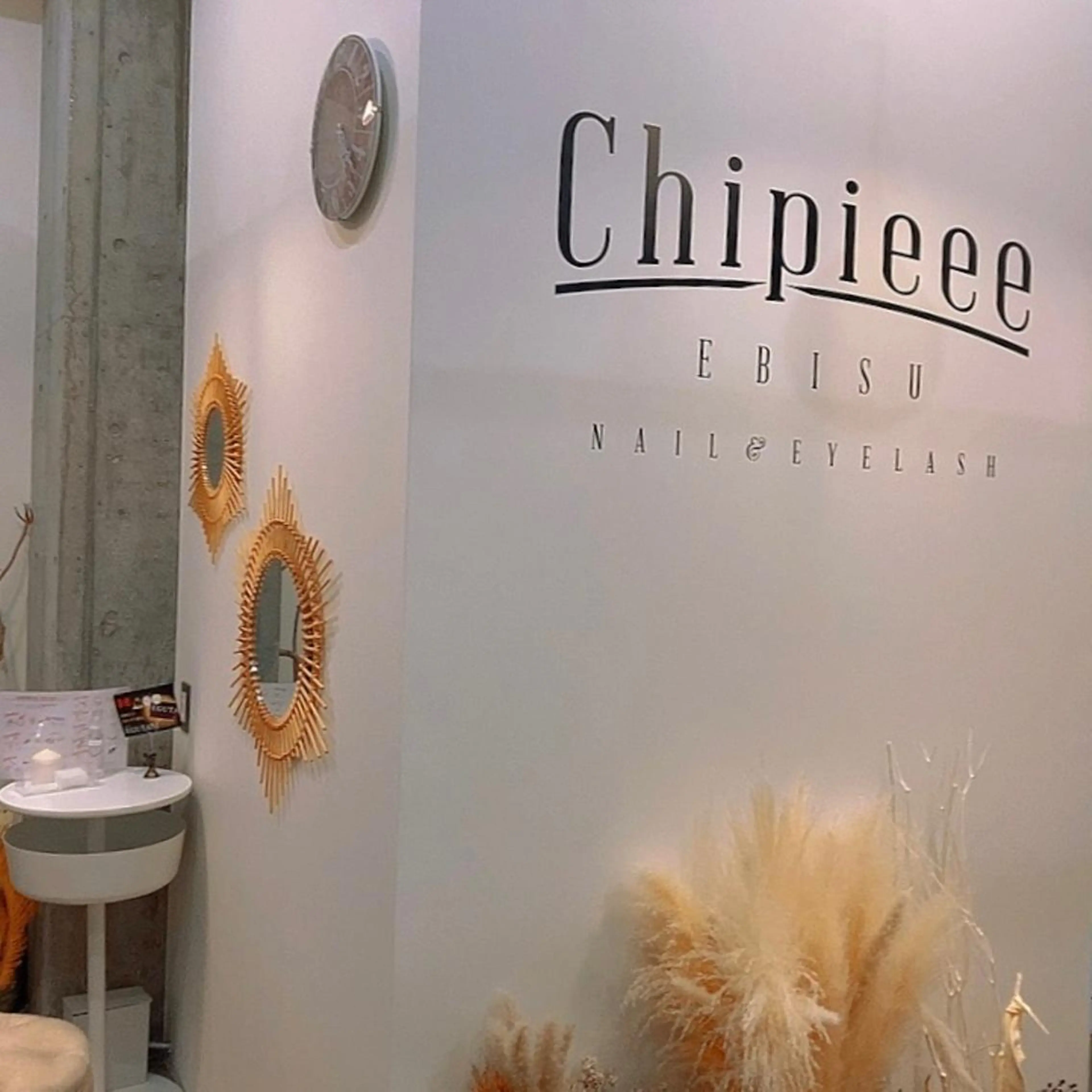 Chipieee moekaのネイルデザイン