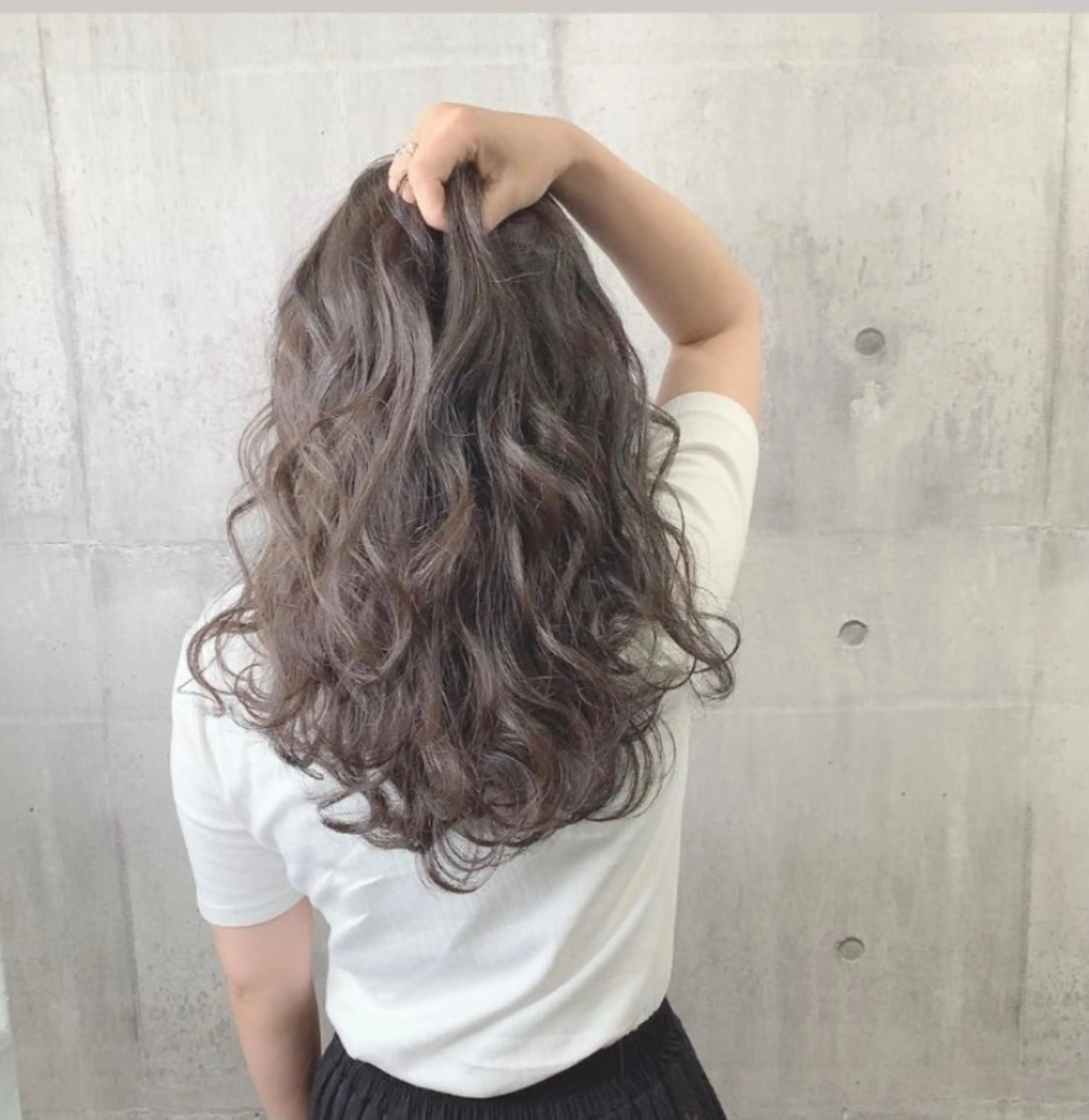 セミロング カラー shangri-la garden所属・田中 佳奈(口コミ高評価のマツエク・マツパデザイン