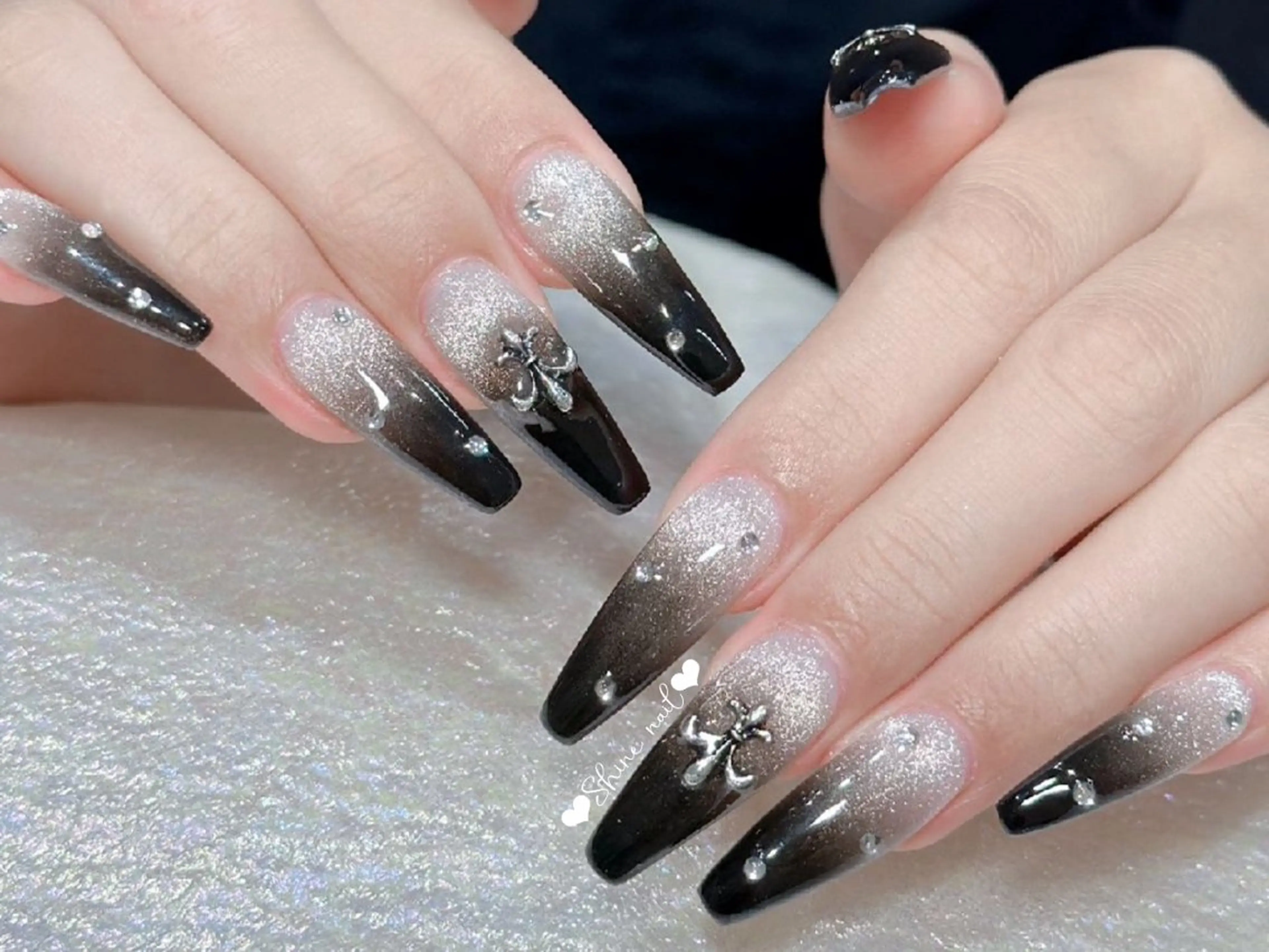 ネイル 〜Shine Nail〜【サイナネイル】パラジェル/ 長さだし/持ち込み/ワンホン/フィルイン所属・サイナ🎀 長さだし&デザインのネイルデザイン