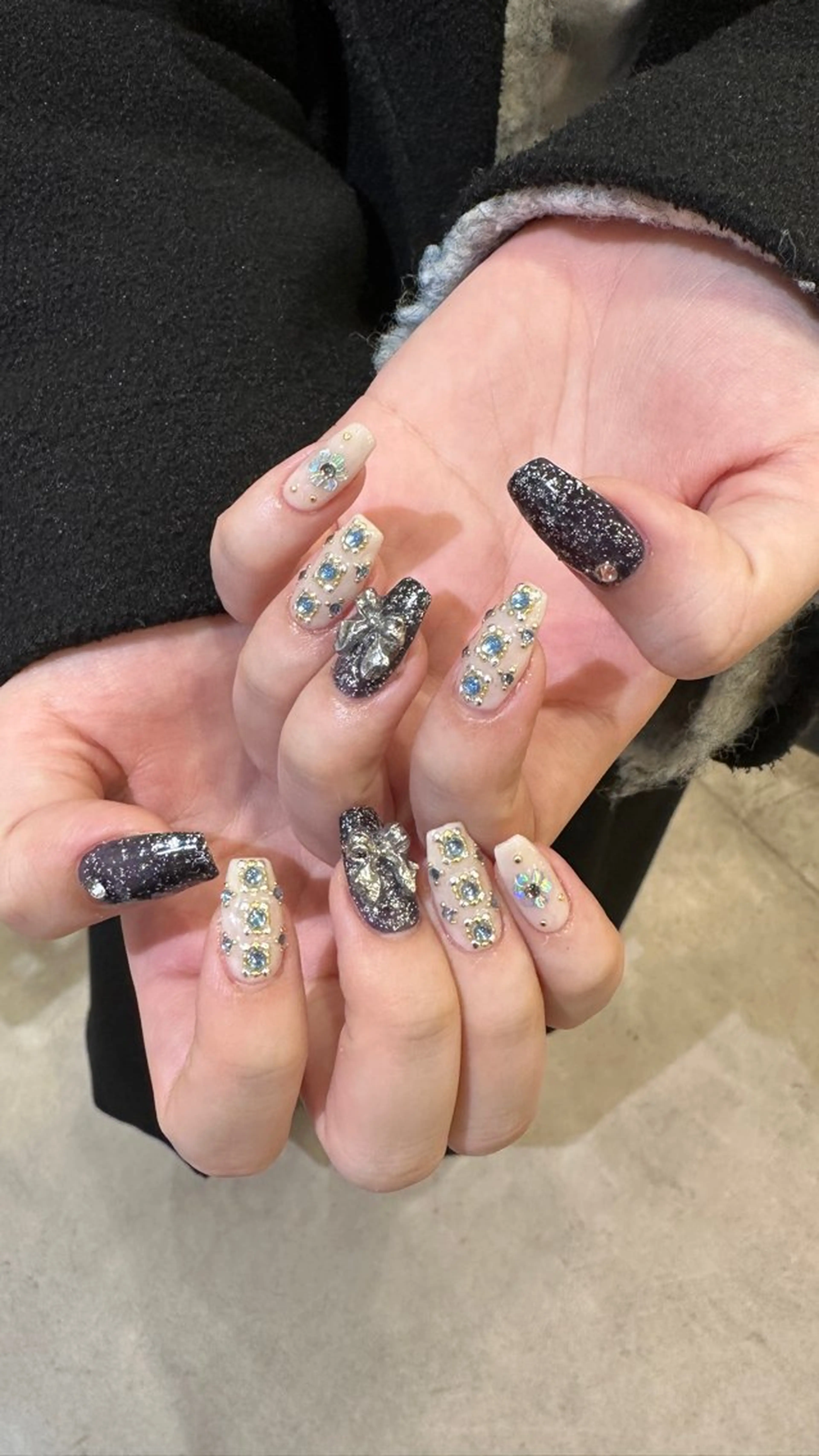 ネイル ハンドネイル 👽個性派ネイル🎀 komachiのネイルデザイン
