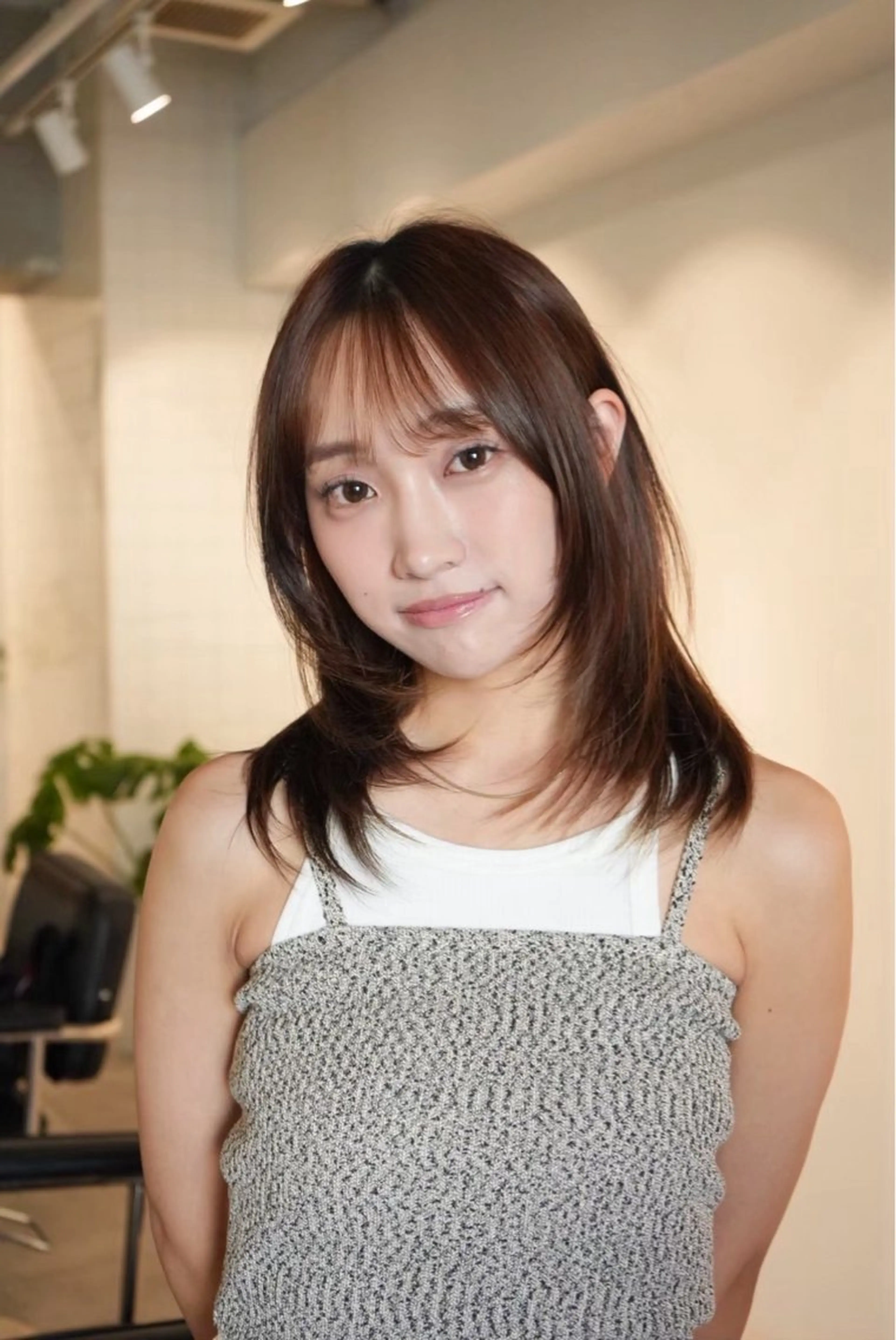 ミディアム rino LUVISMのヘアスタイル