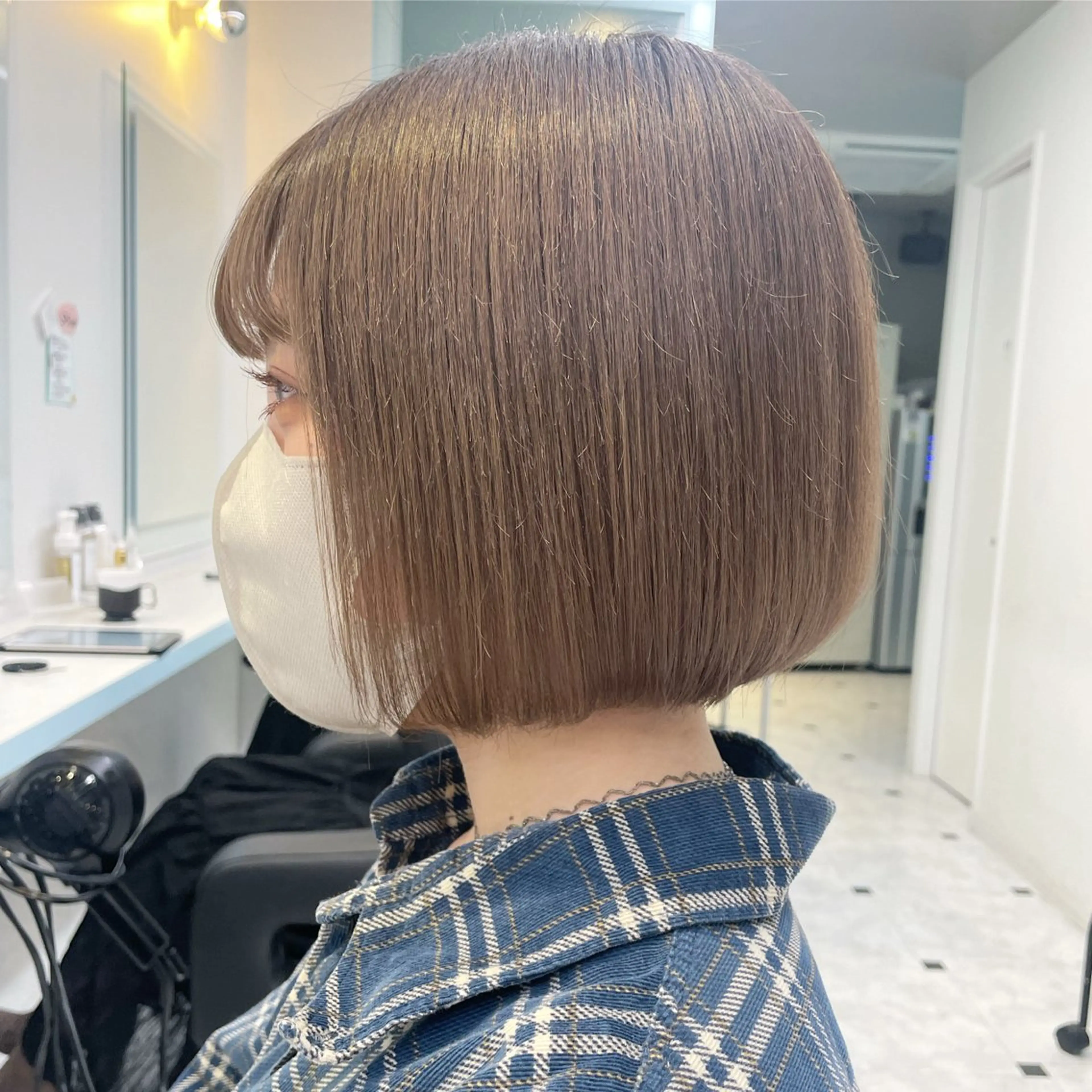 ショート カラー 縮毛矯正 🩵透明感カラー× 縮毛ボブ🩵ヒナノのヘアスタイル
