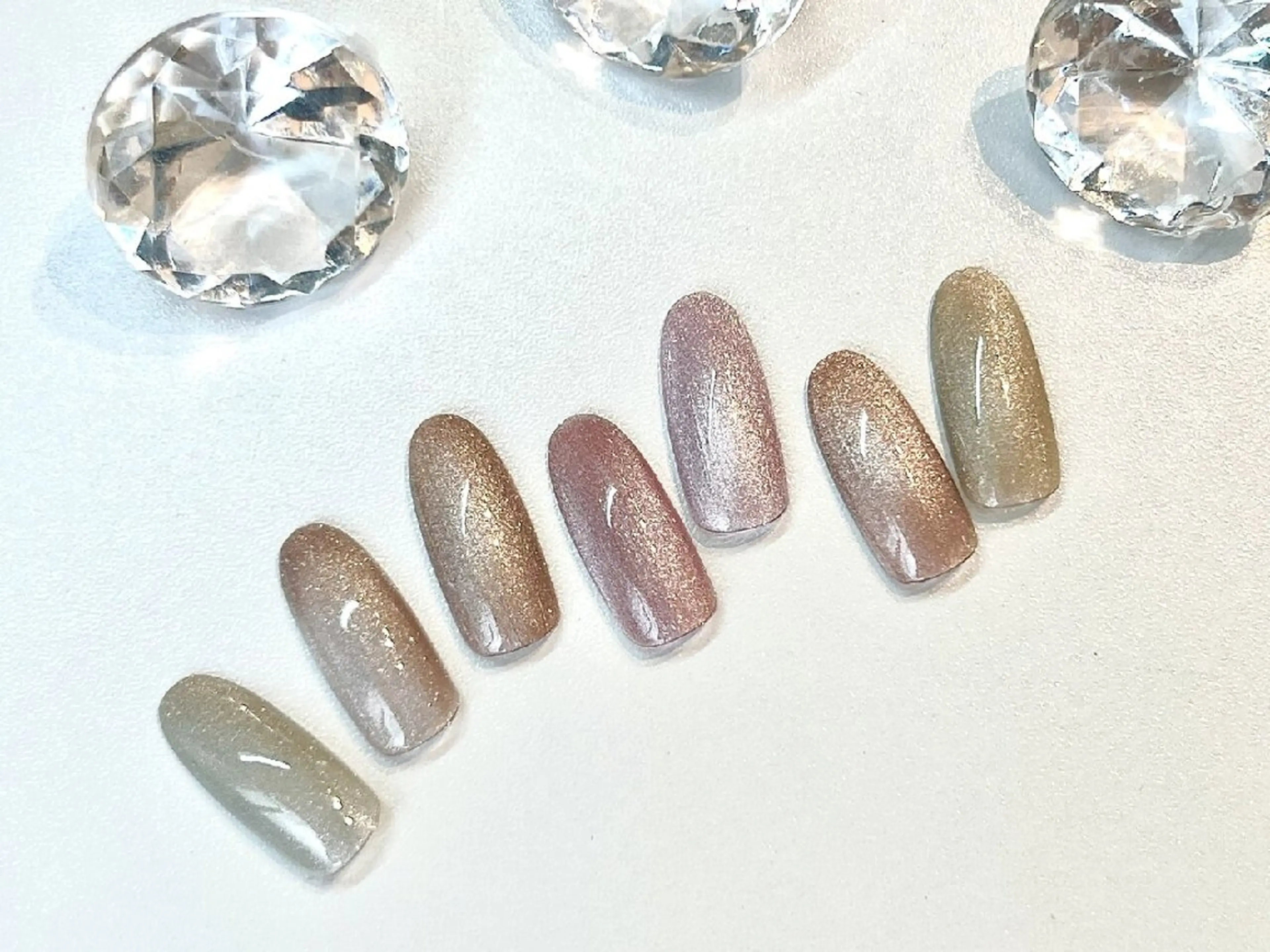 ネイル マグネットネイル NailSalon MAHINAのネイルデザイン
