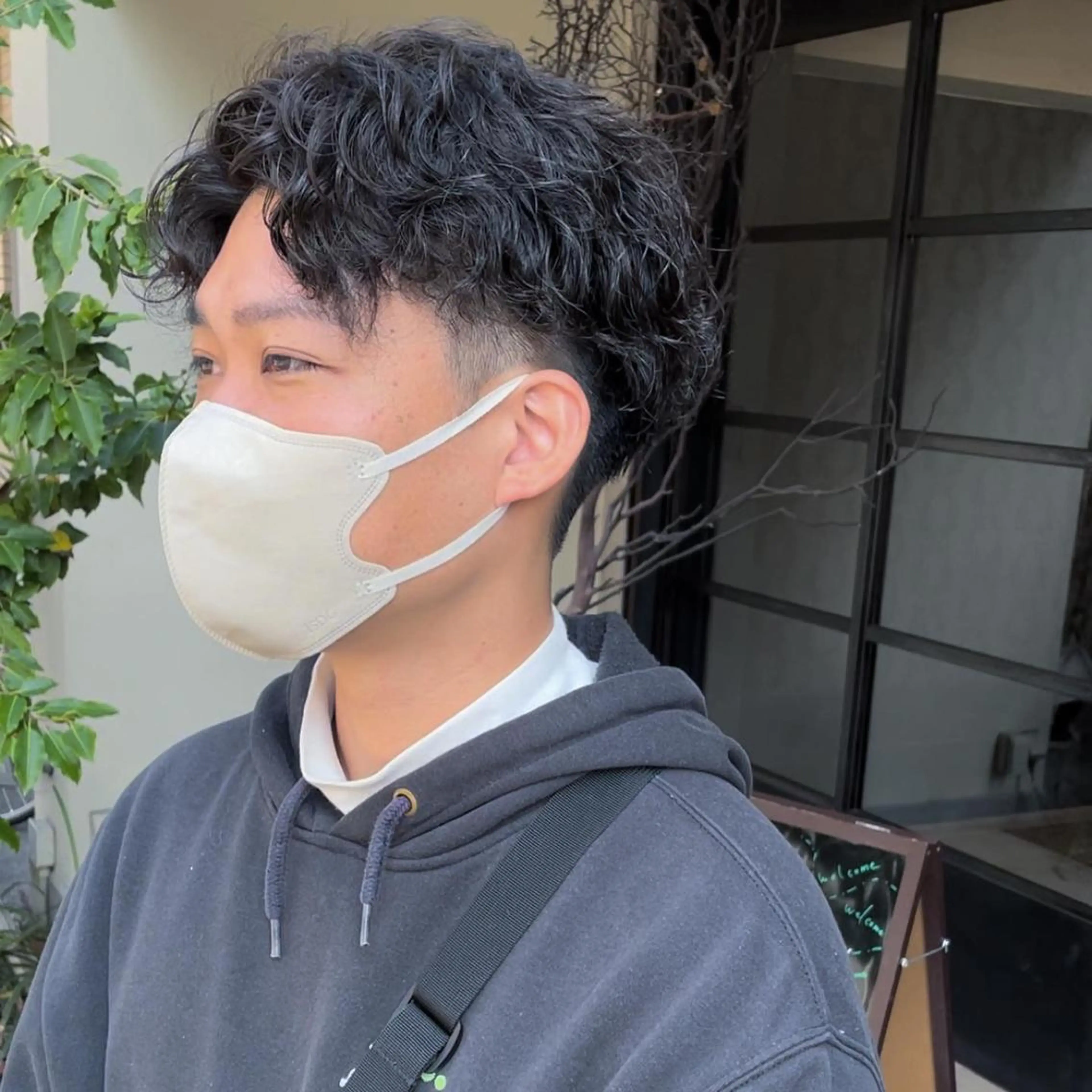 ショート パーマ メンズ 宮本 麗生のヘアスタイル