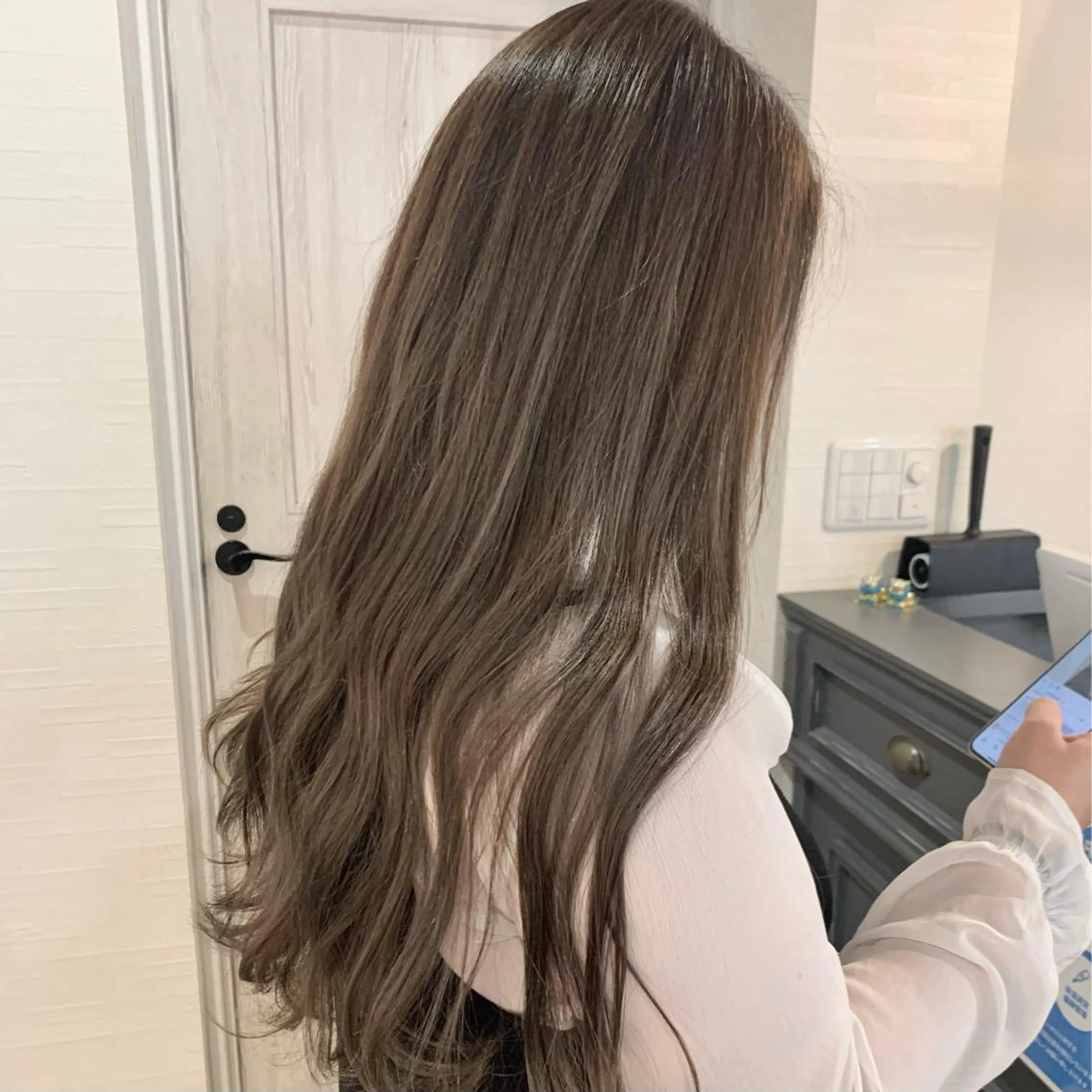 セミロング カラー umber royce所属・ムラヨシ ショータのヘアスタイル