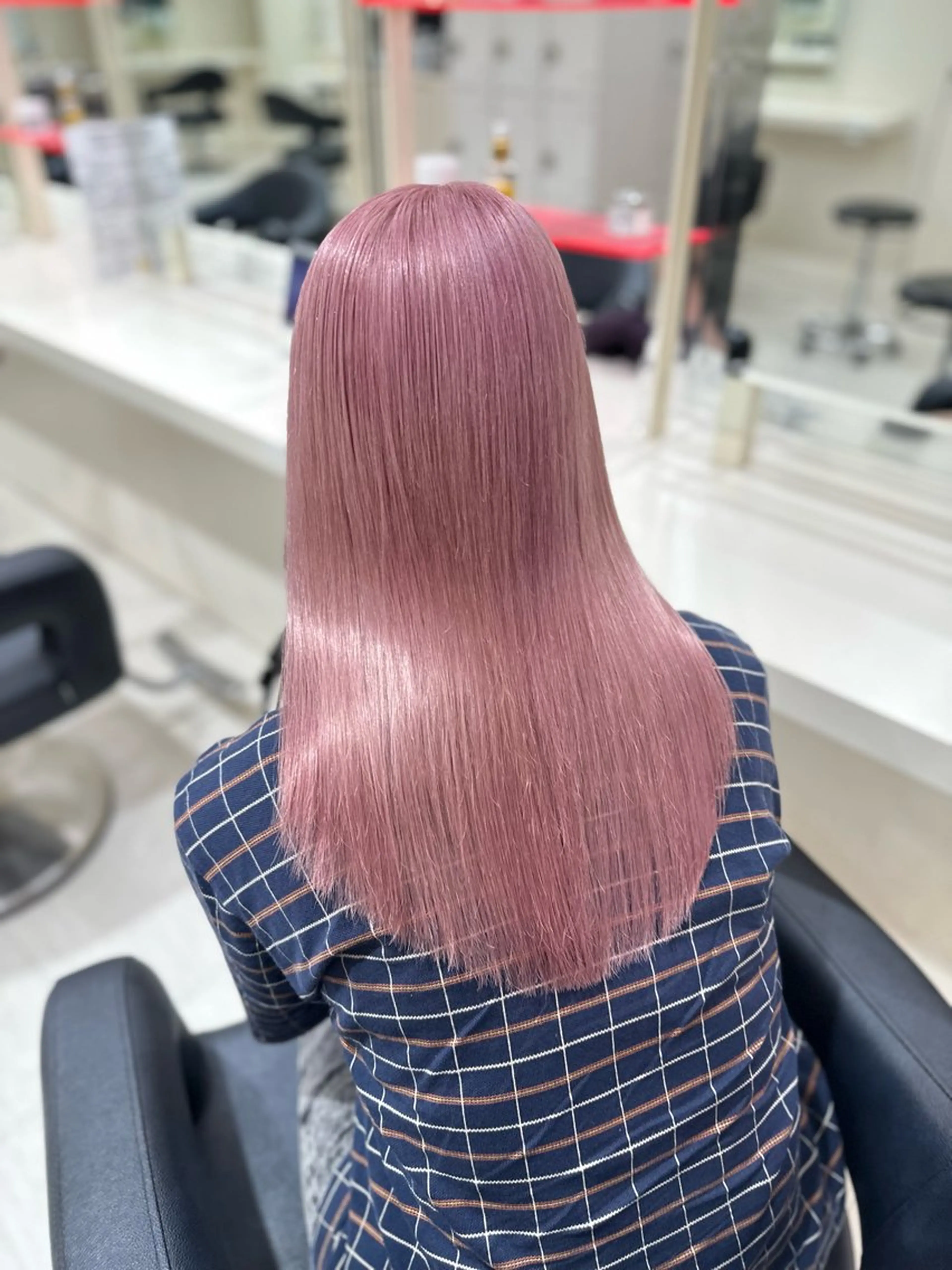 ロング カラー ヘアアレンジ カット ヘアカラー トリートメント 🌈艶カラー/ 韓国風レイヤーカットのヘアスタイル