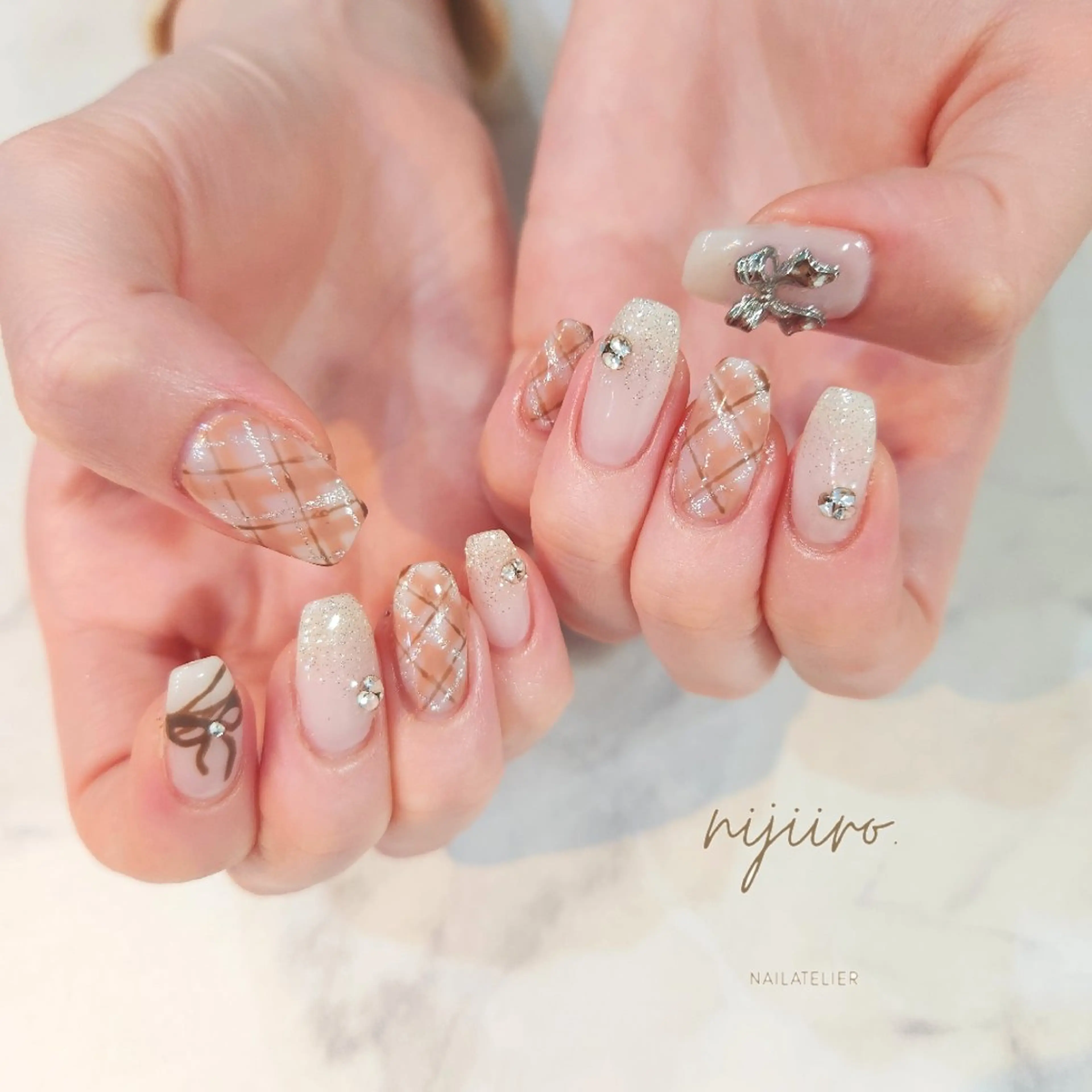 ネイル ハンドネイル nailatelier nijiiro.所属・nijiiro🌈 サトウのネイルデザイン