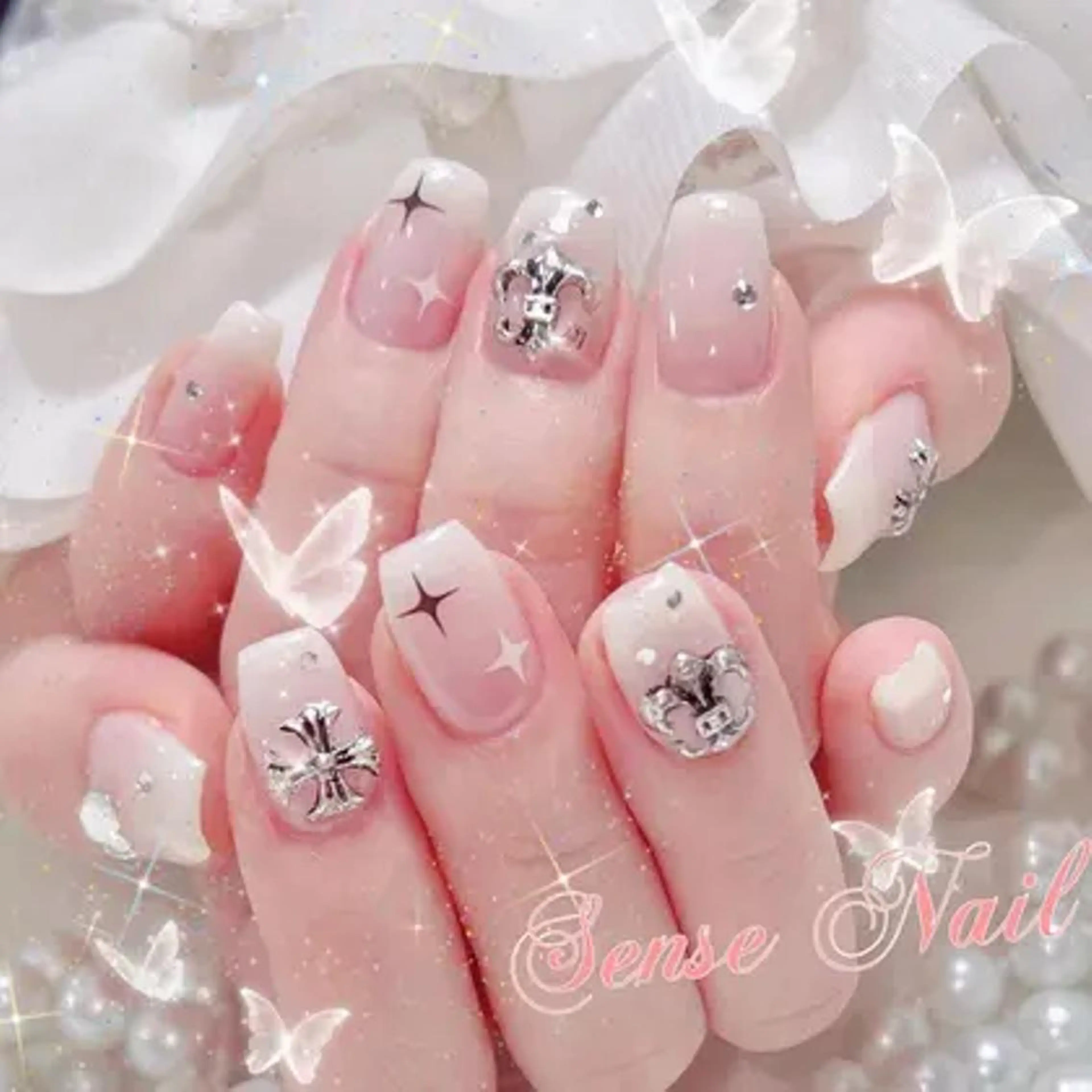 ネイル 💗Haru 💗のネイルデザイン