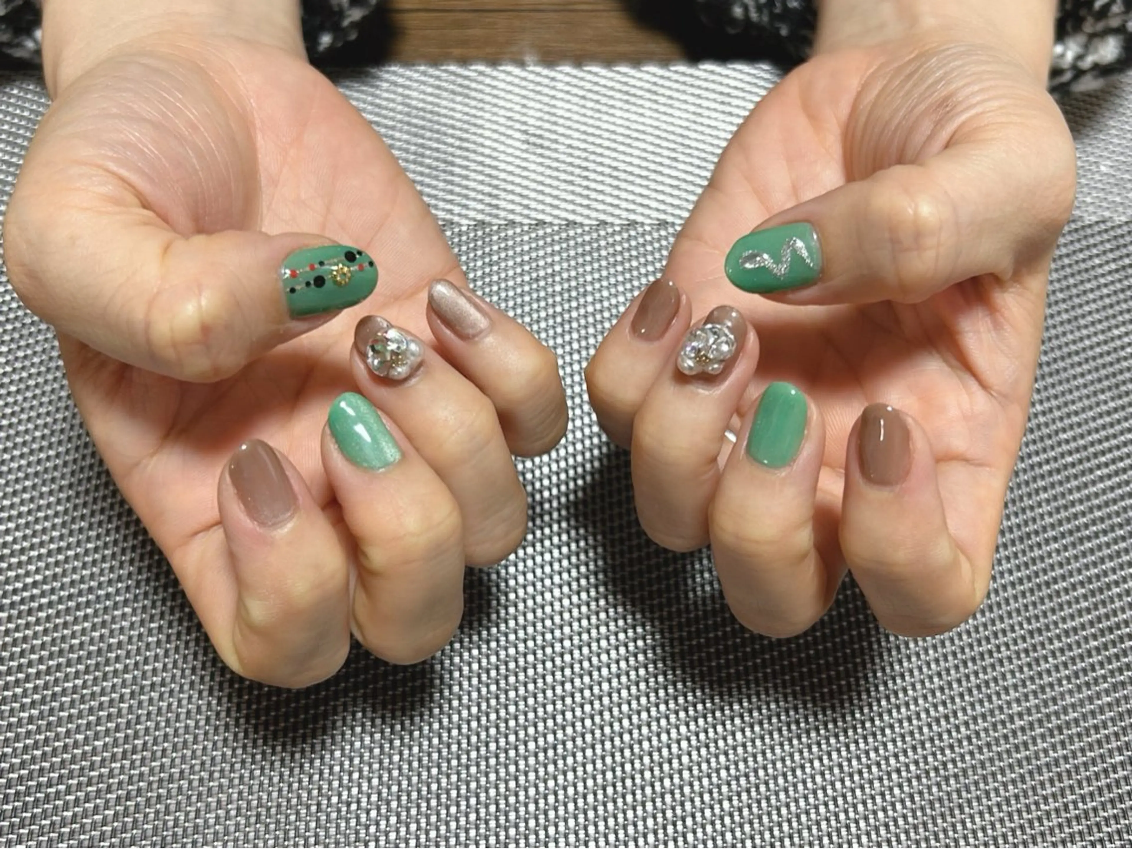 ネイル ハンドネイル i nailのネイルデザイン