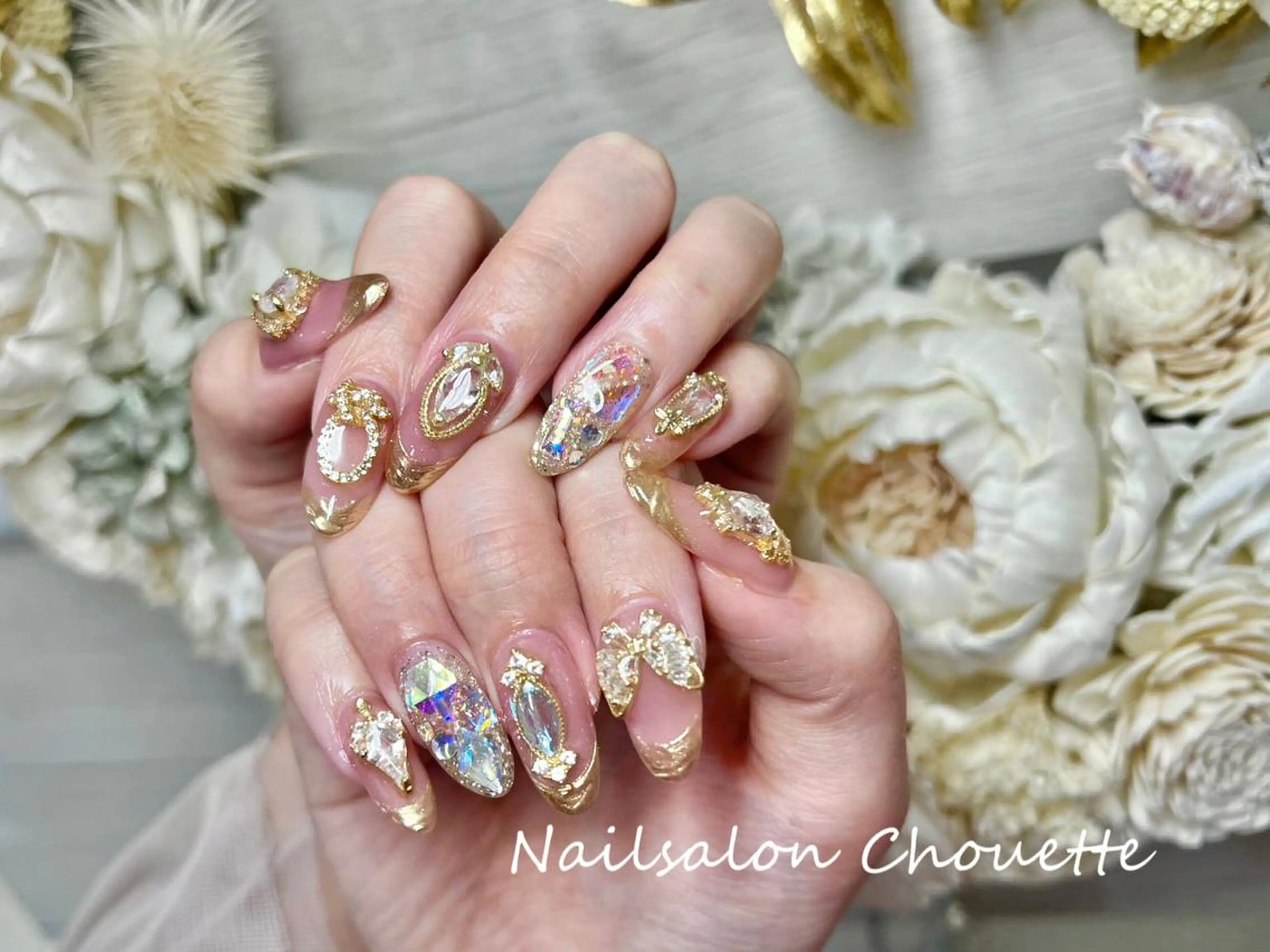 セミロング ハンドネイル Chouette Nailのネイルデザイン