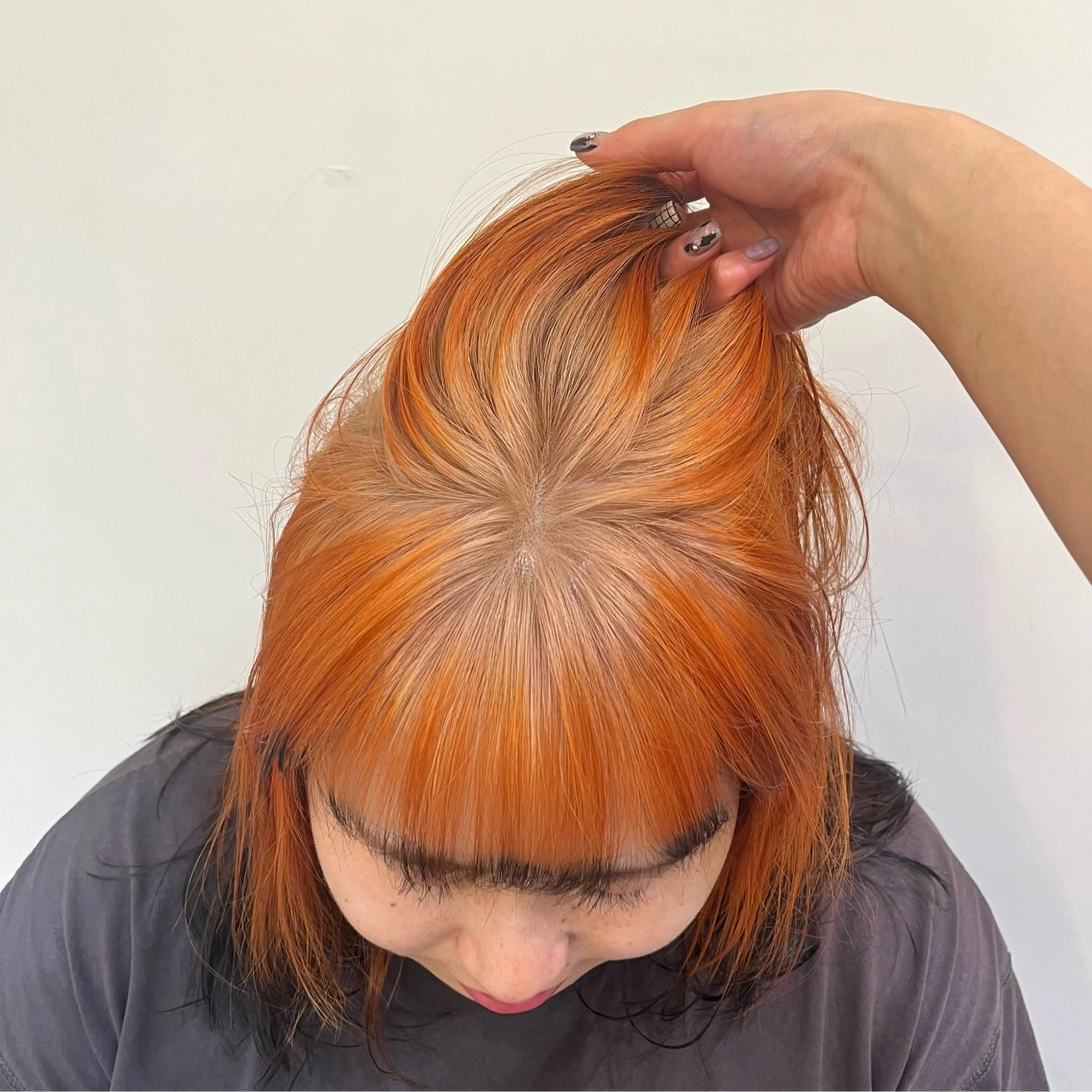 カラー 狐カラー GISELA サリナのヘアスタイル