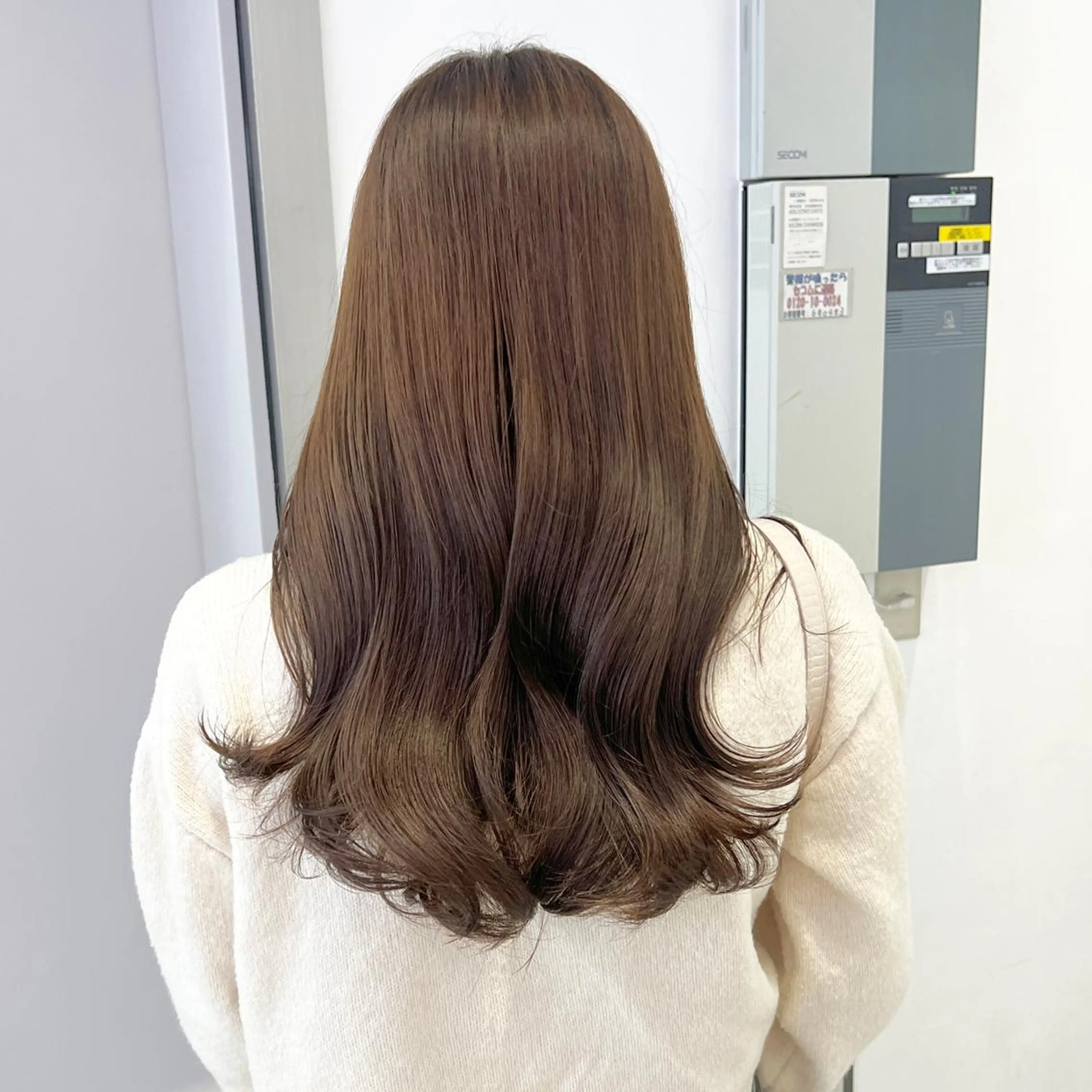 ミディアム カラー ヘアアレンジ ブラウンカラー モカブラウン カット ヘアカラー トリートメント ヘアセット レイヤーカット指名 No.1💖マユカのヘアスタイル
