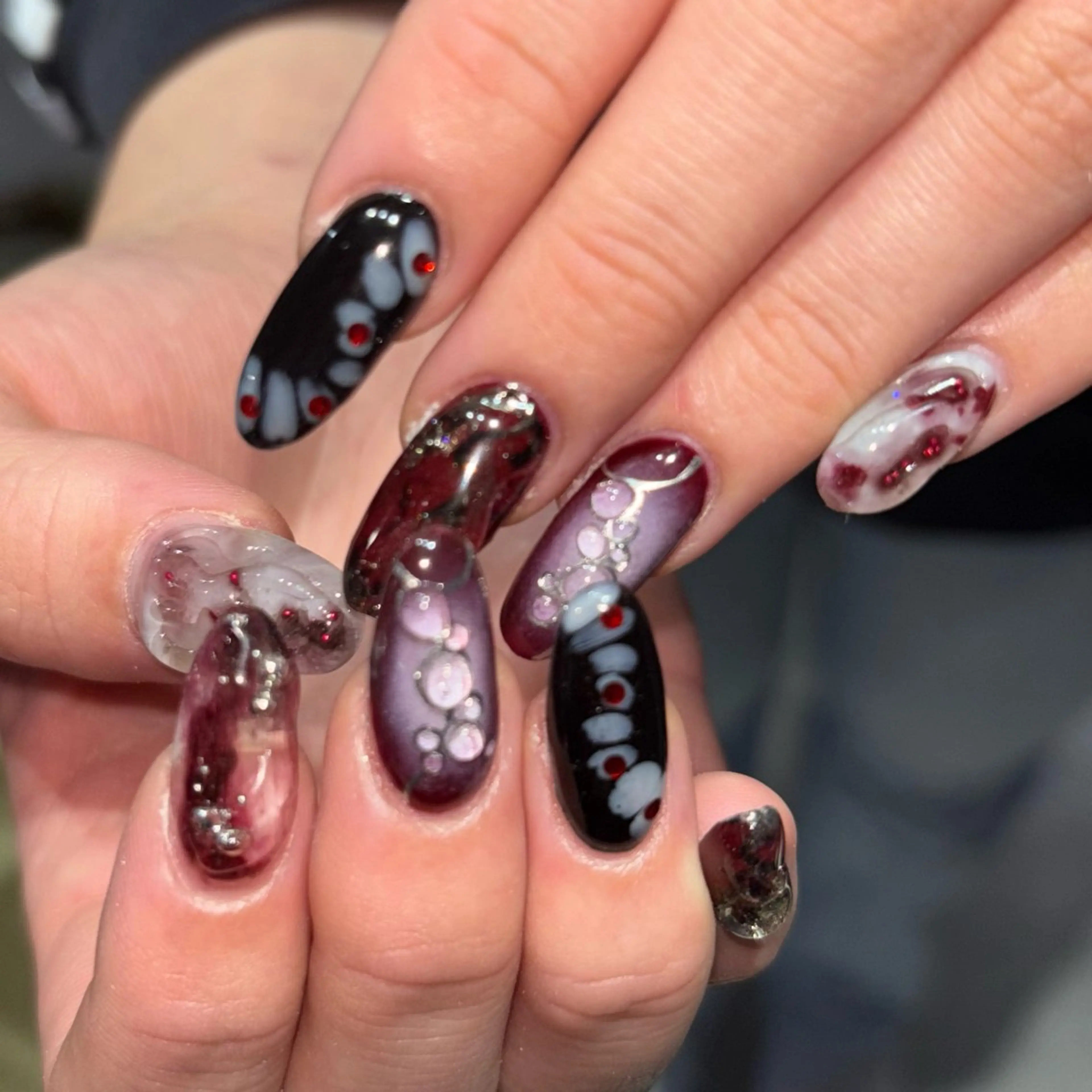 ネイル ハンドネイル 🪐富島彩夏 /海外nail🪐のネイルデザイン