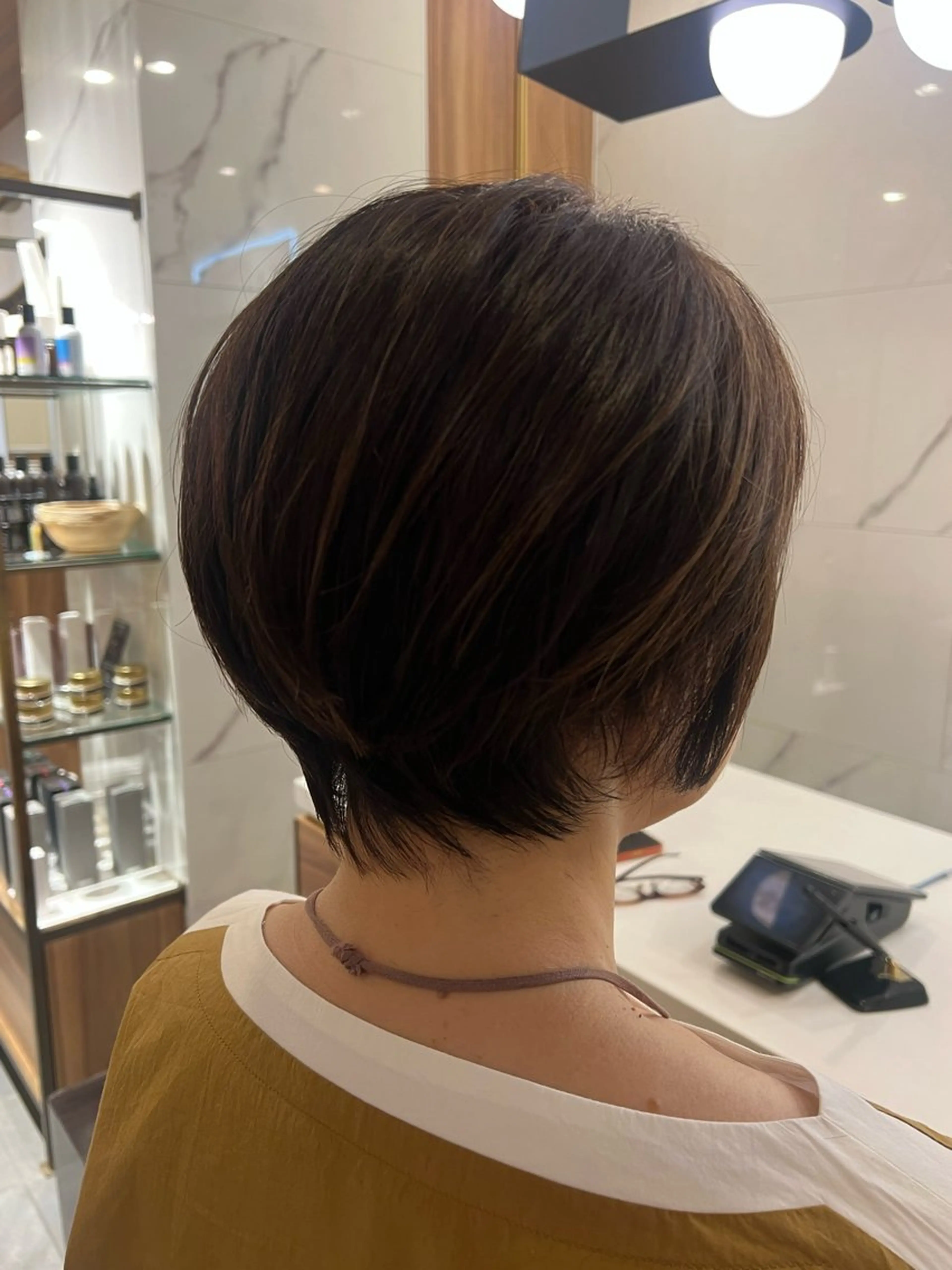 ショート 村中 逸紀のヘアスタイル