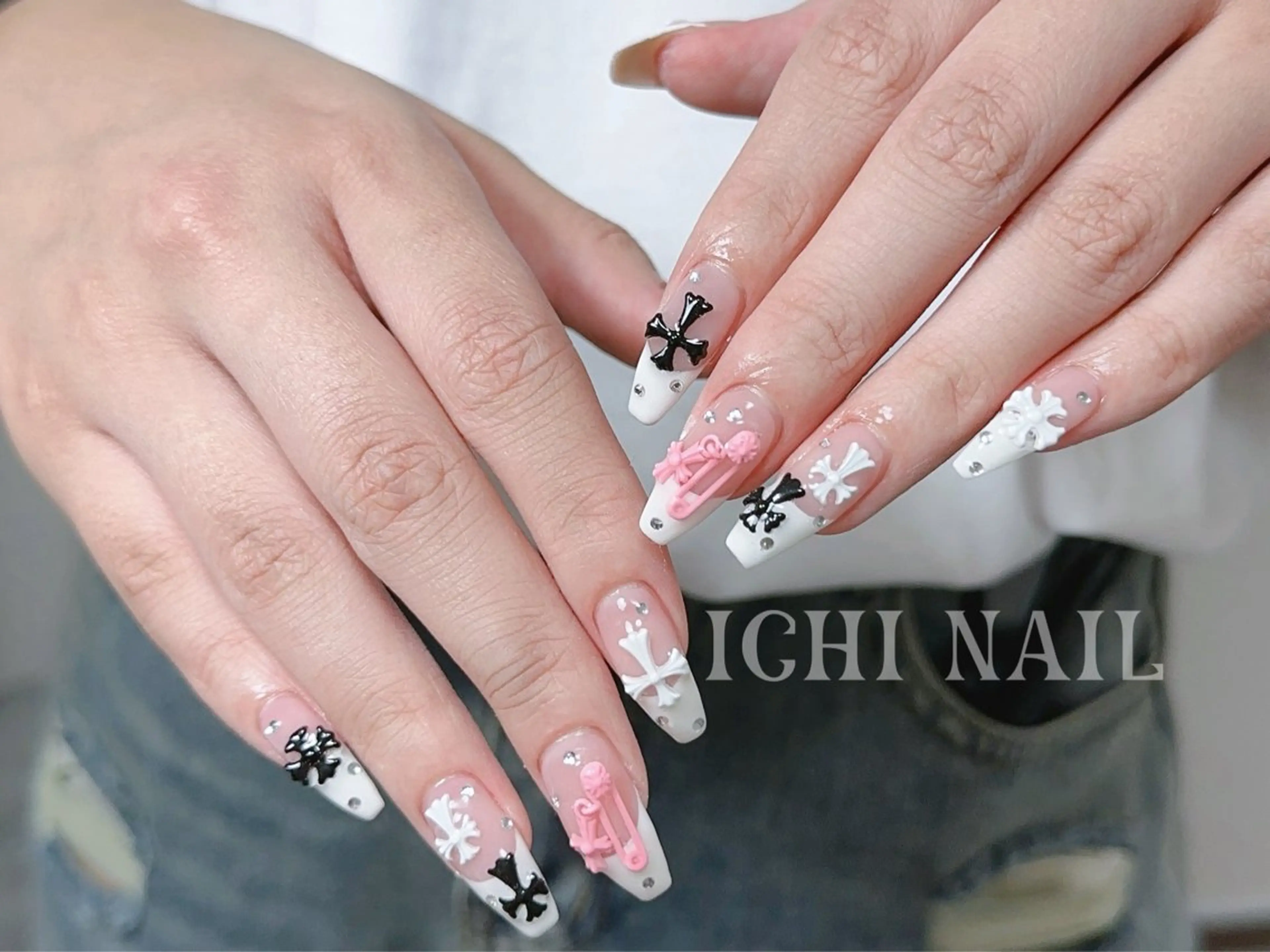 ネイル ハンドネイル 🧚🏻‍♀️ NOHA🎀のネイルデザイン