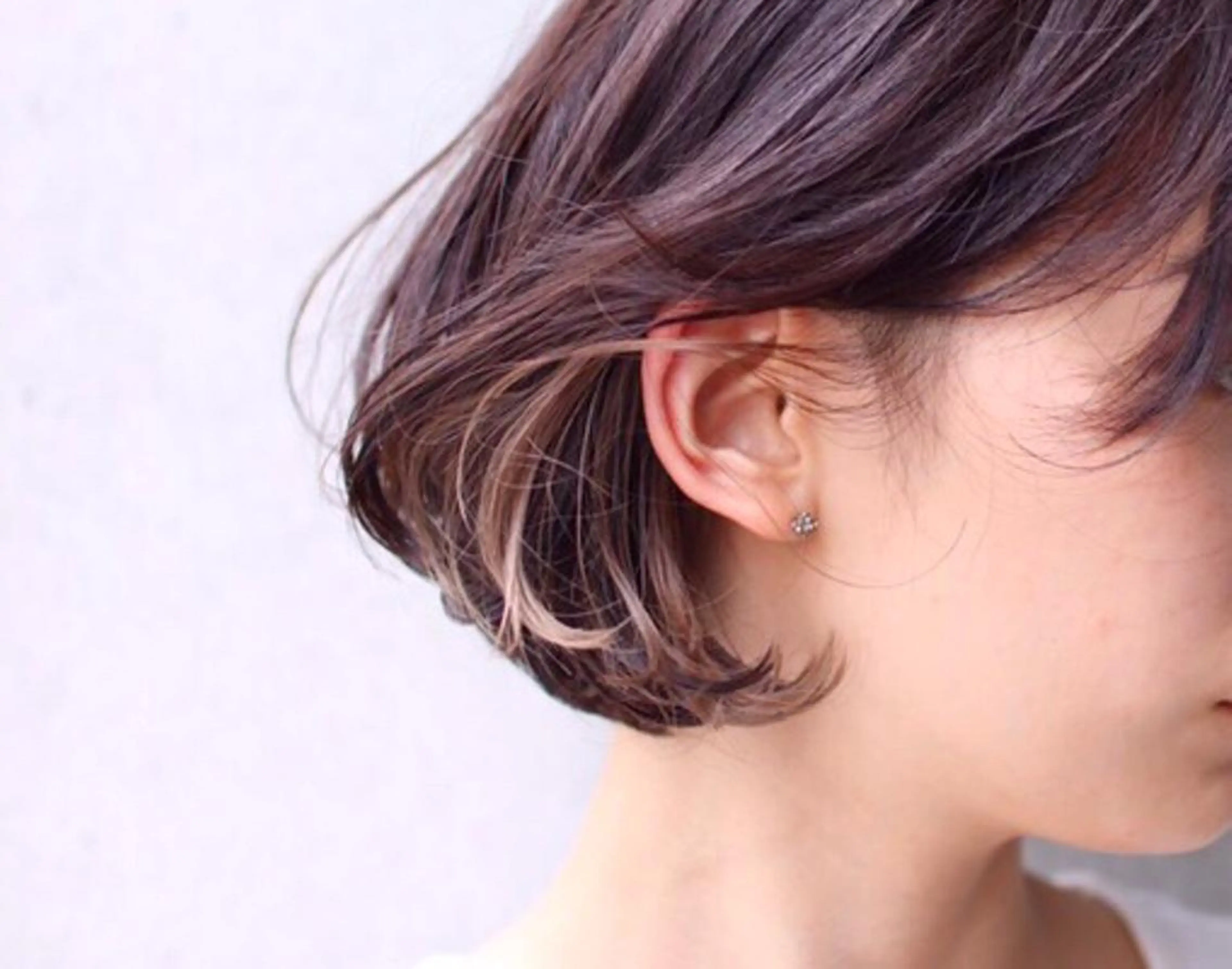 ショート カラー イヤリングカラー カット ヘアカラー 小幡永吉 ✨ショート✨韓国✨のヘアスタイル