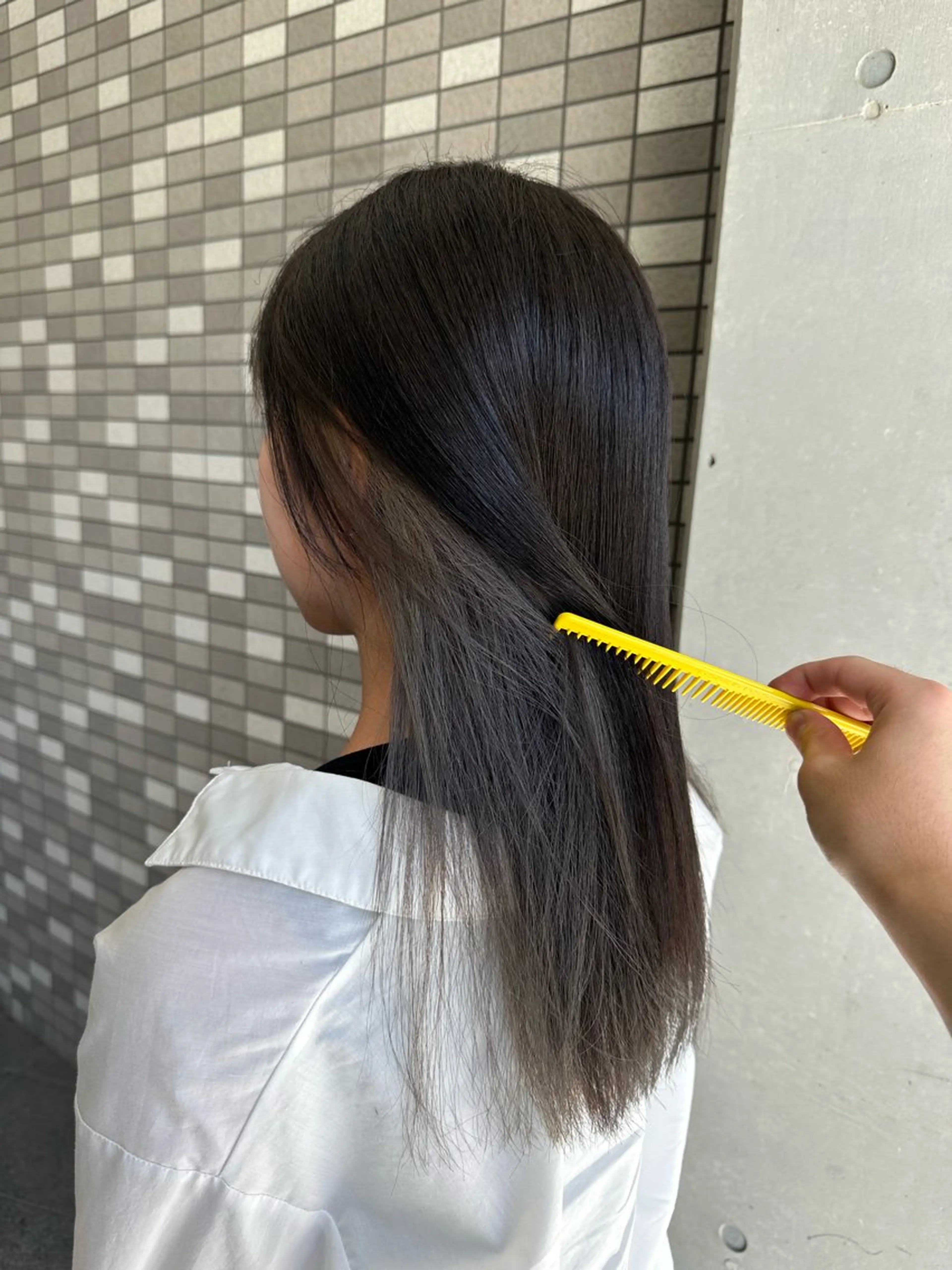 ロング カラー ブリーチ 縮毛矯正 ヘアカラー インナーカラー指名 No.1菊池柊真のヘアスタイル