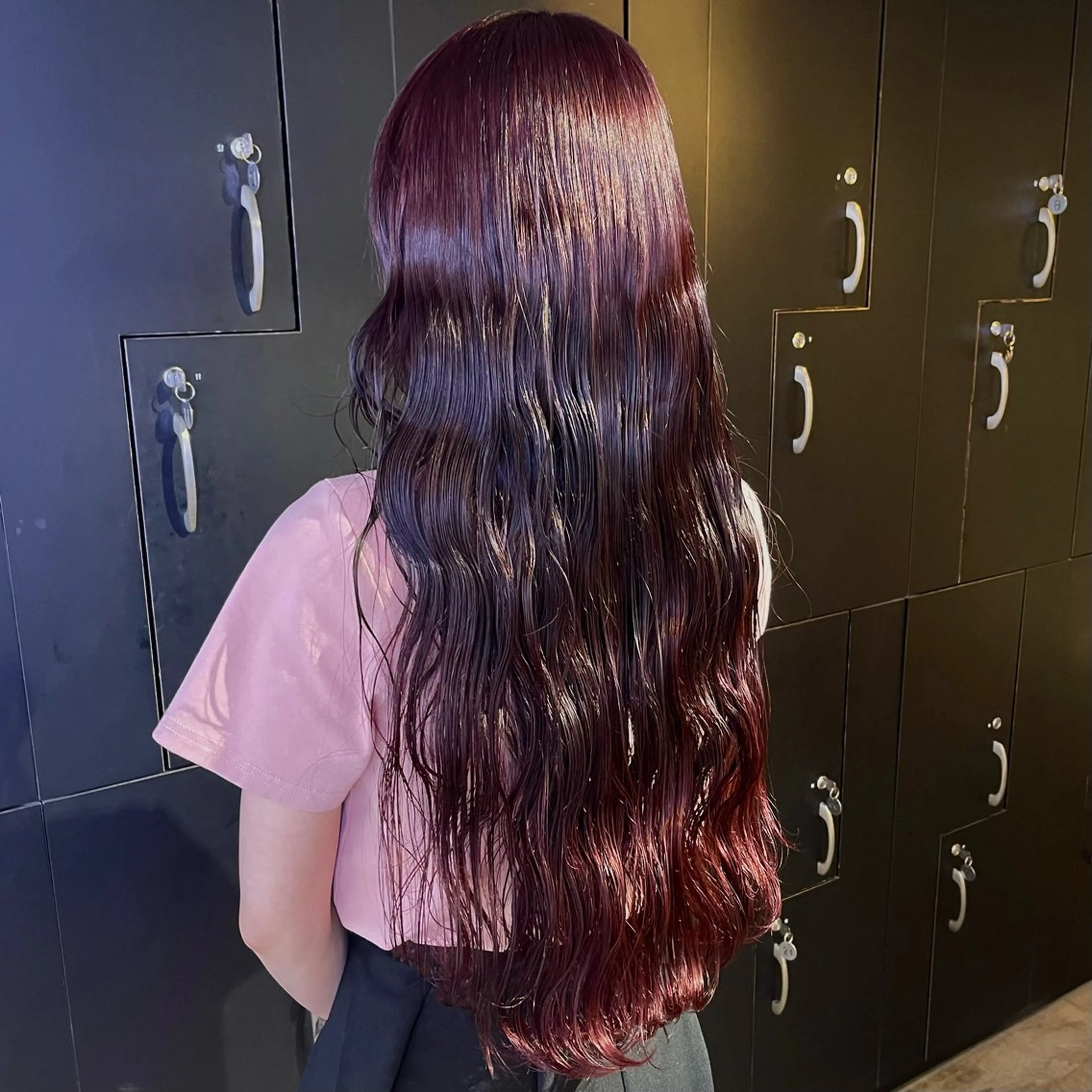 ロング カラー ヘアアレンジ 💛ベージュ/艶髪 RINO🪽のヘアスタイル