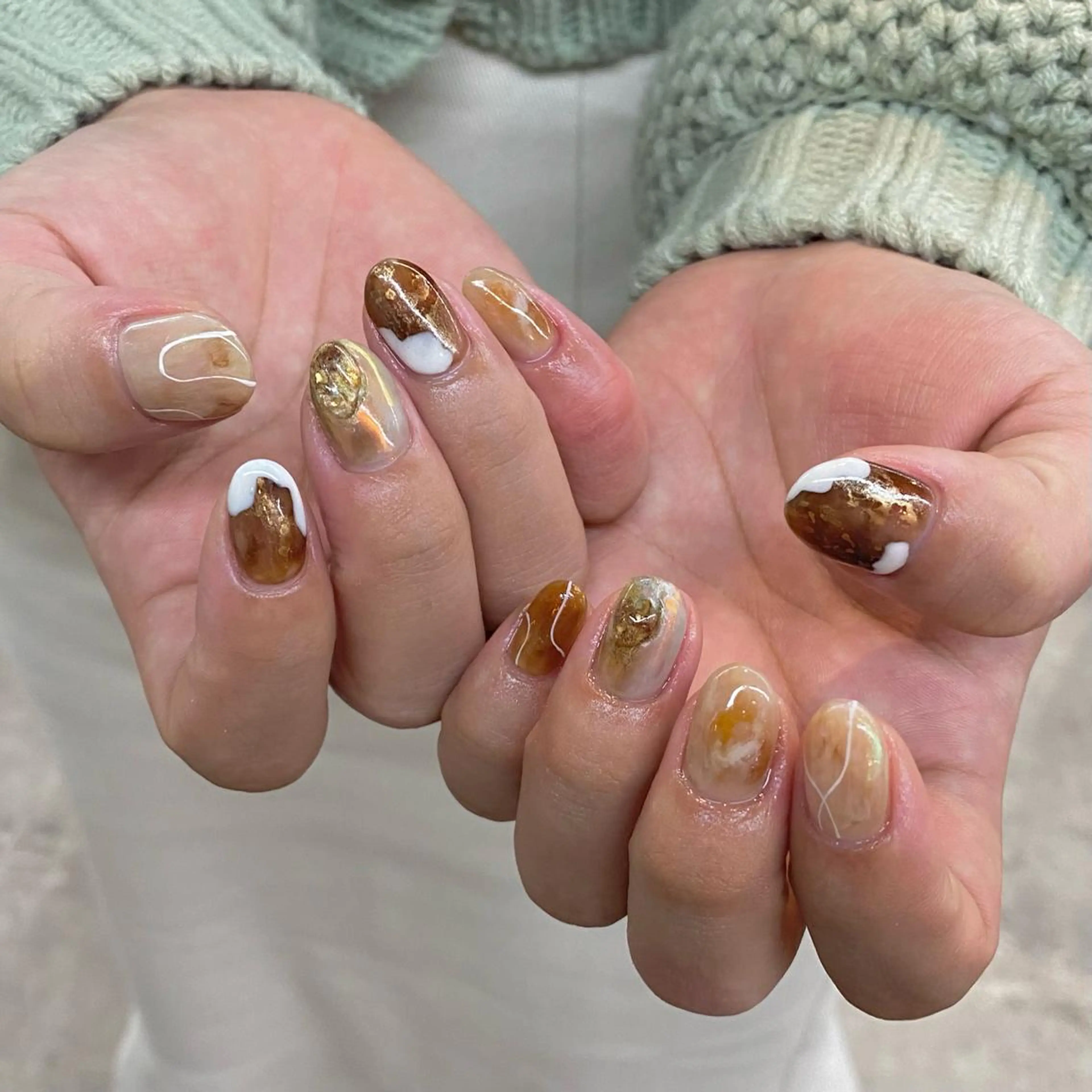 ネイル ブラウン オレンジ ハンドネイル nable.所属・望月 実莉のネイルデザイン