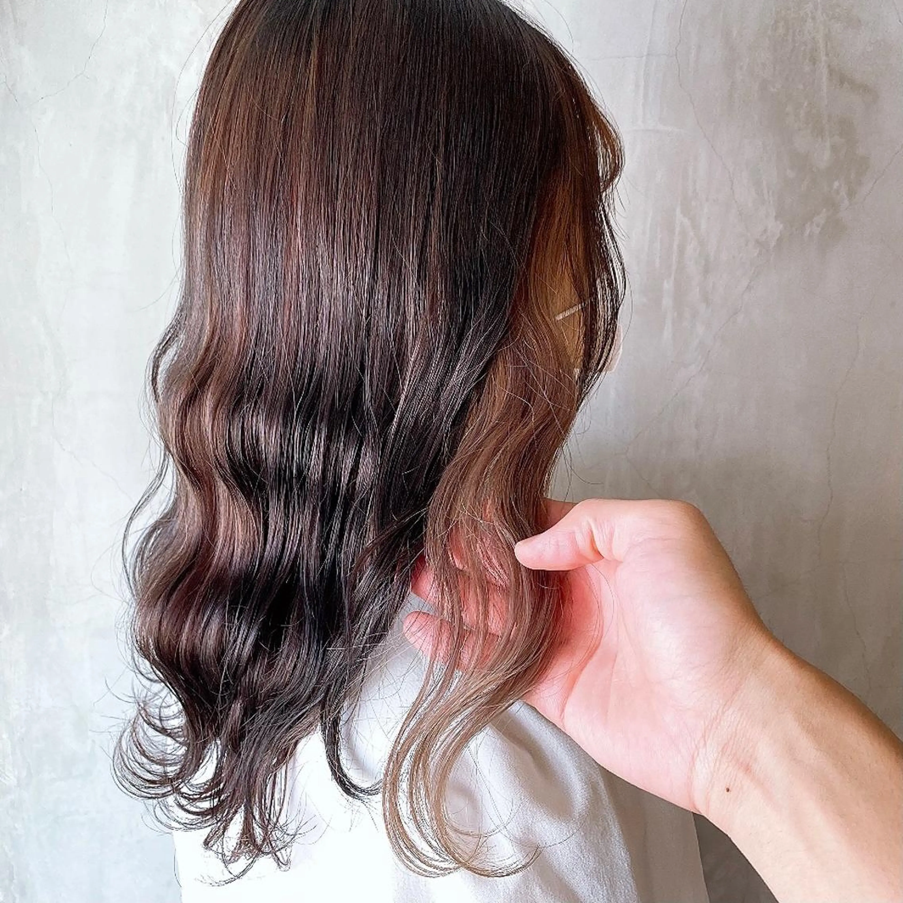 セミロング カラー ヘアアレンジ ヘアカラー 切りっぱなしボブ/ デザインカラー店長のヘアスタイル