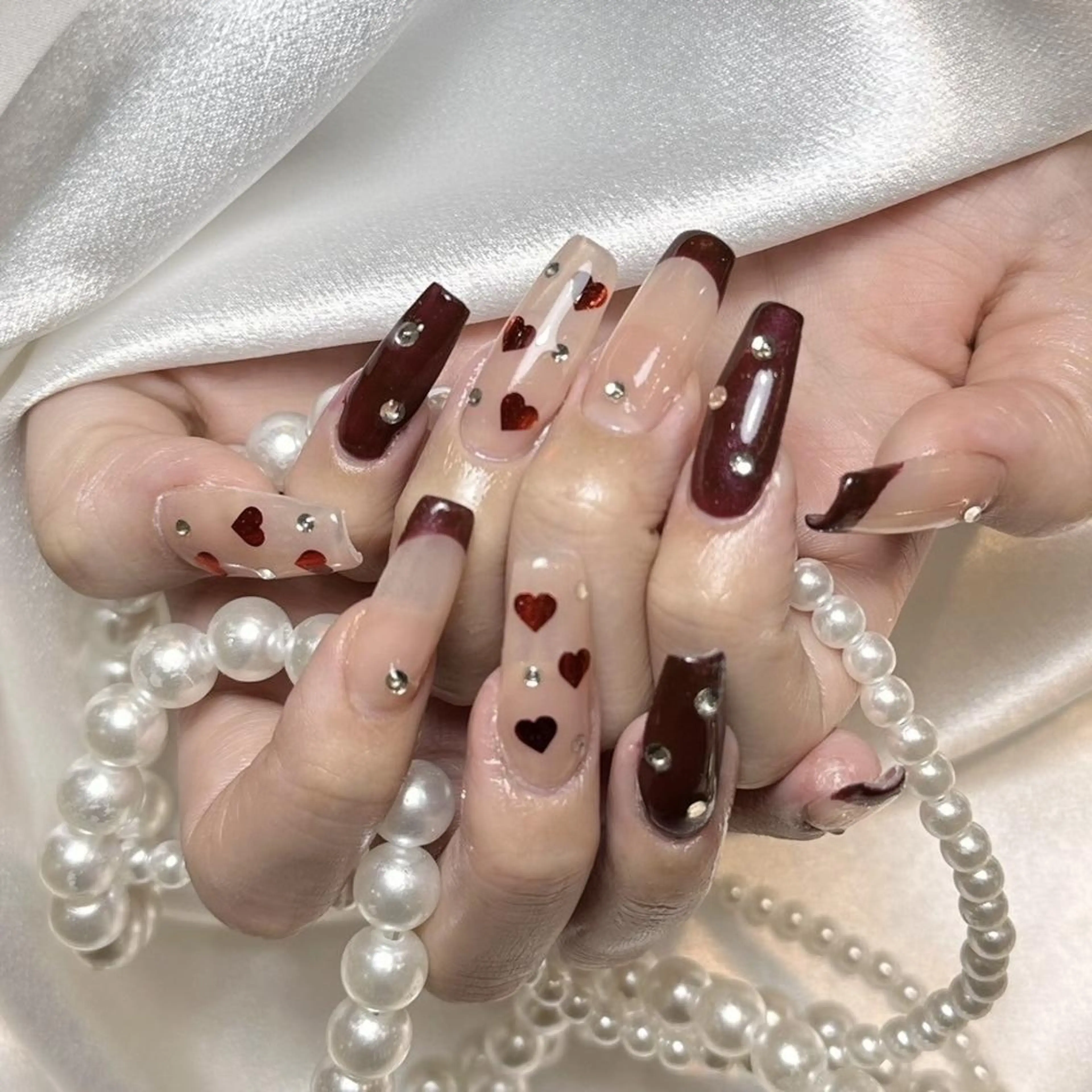 ネイル RAFFINE 月🦋🩵のネイルデザイン