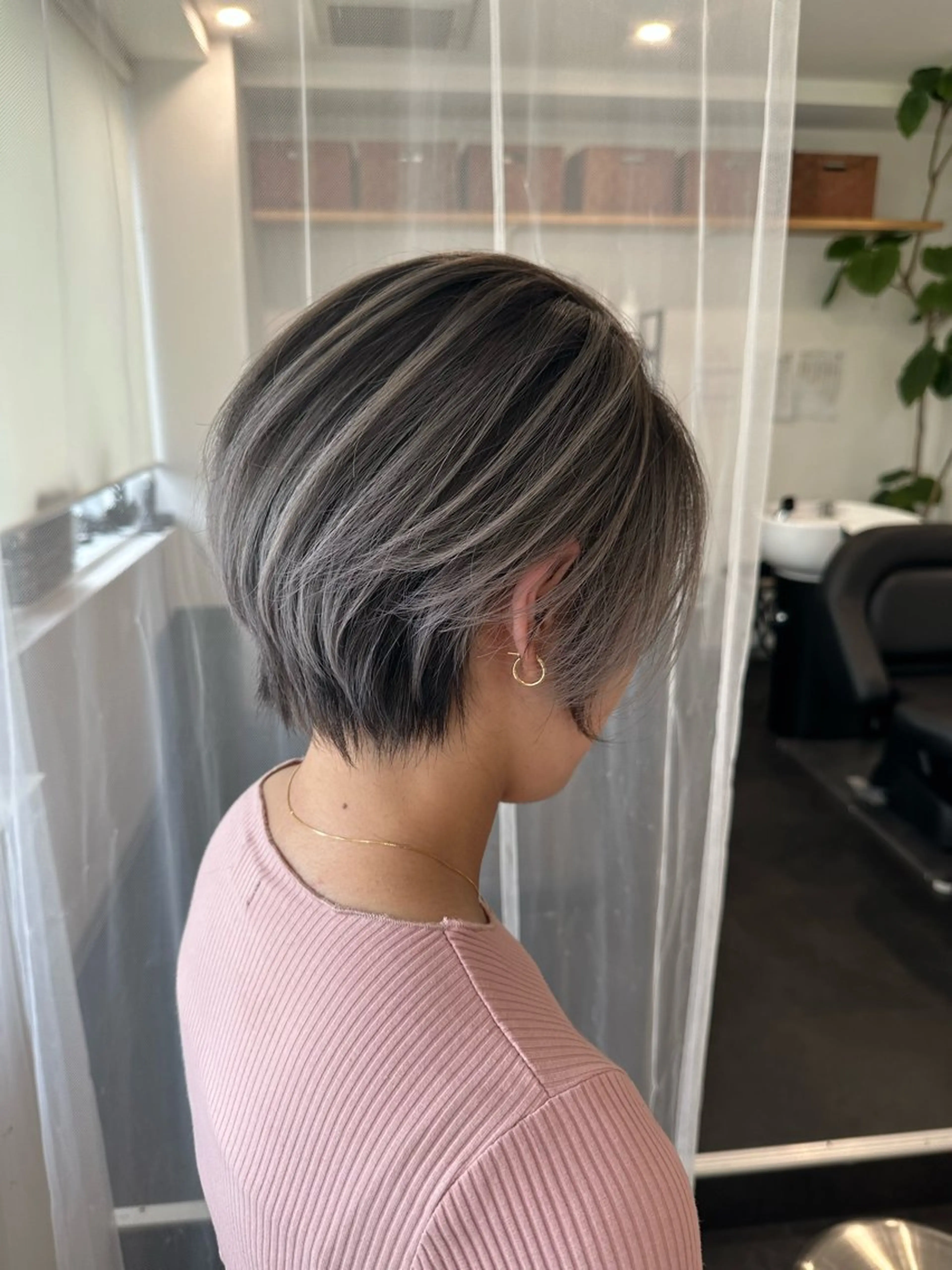 ショート カラー ショートボブ アディクシーカラー バレイヤージュ ブリーチ ケアブリーチ カット JIL BLAN 京都のヘアスタイル