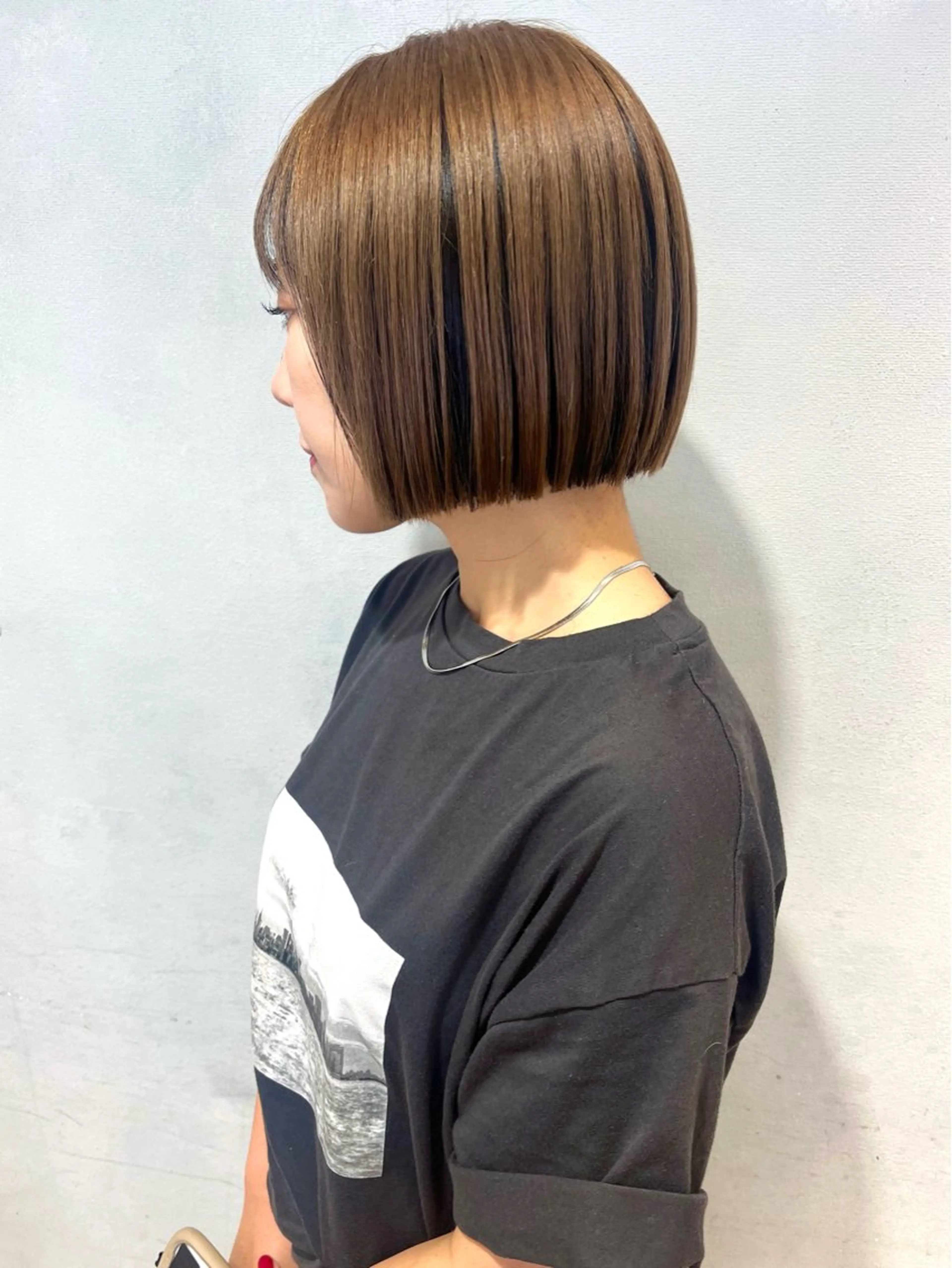 ショート カラー 切りっぱなしボブ ×顔周り🌷江梨🍎のヘアスタイル